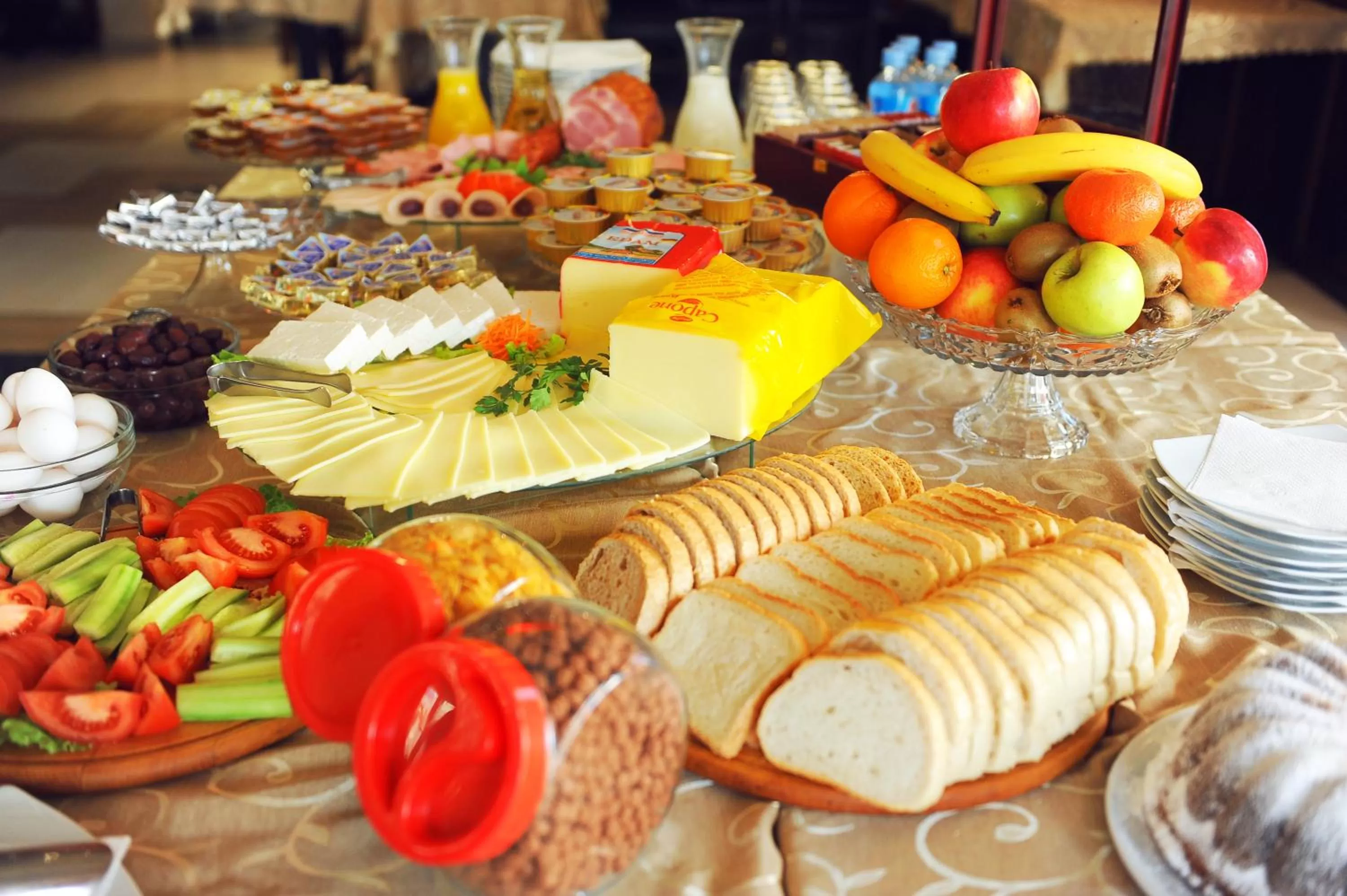 Breakfast, Food in Hotel Treff