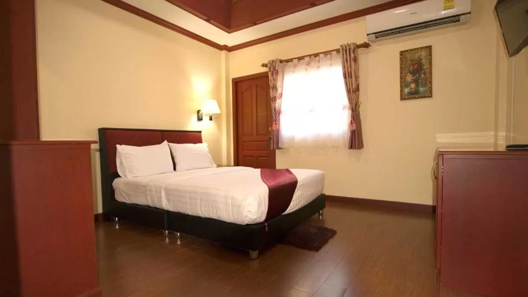 Bed in Bluebird Inn Pattaya