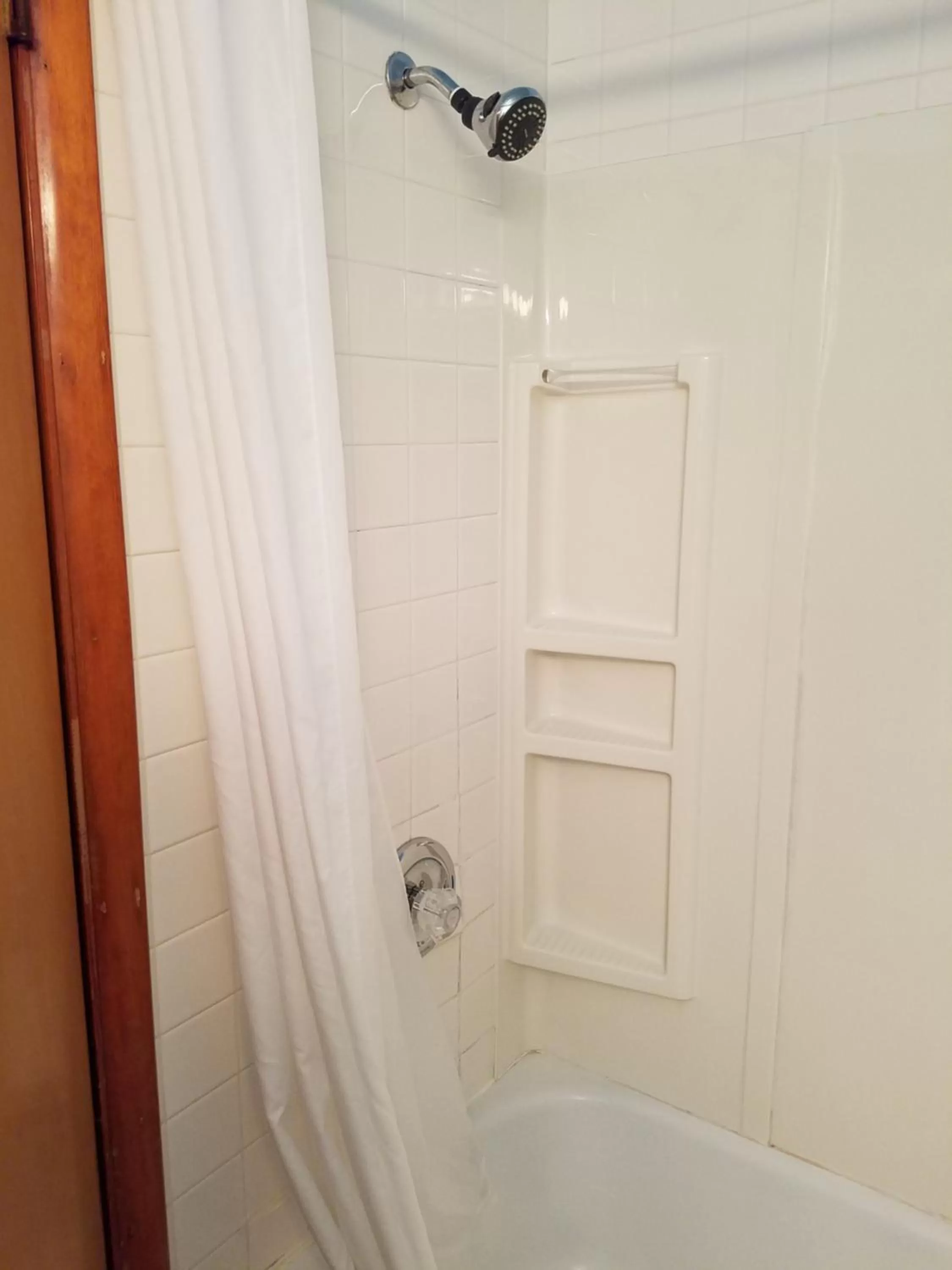 Shower in Buckhorn Resort