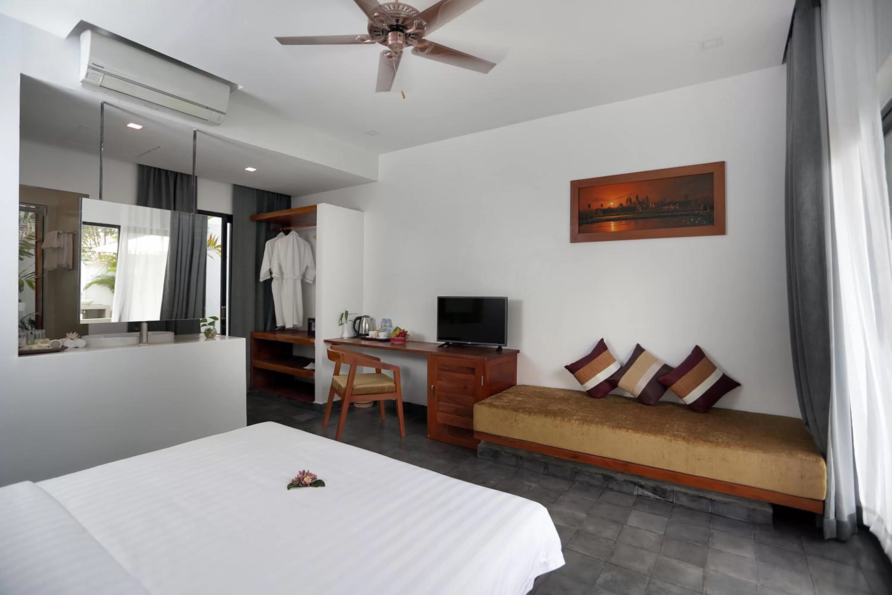 TV and multimedia, Bed in Sam So Boutique Villa