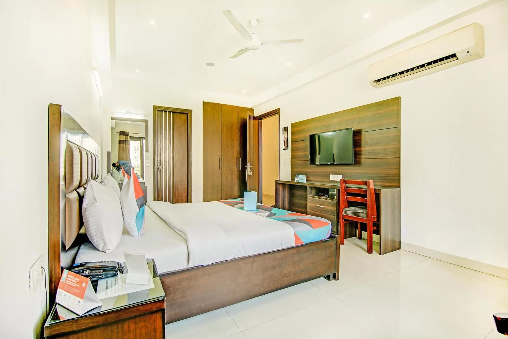 Bedroom, Bed in Via Hemkunt Residency