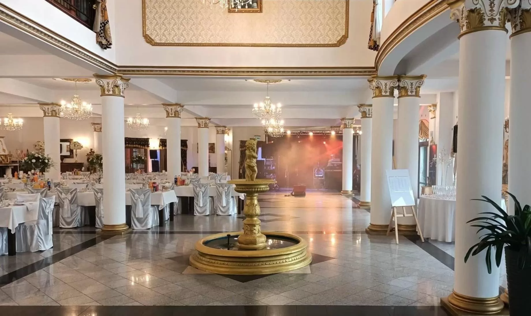 Pałac na wodzie Falkowski Medical & SPA & Conference