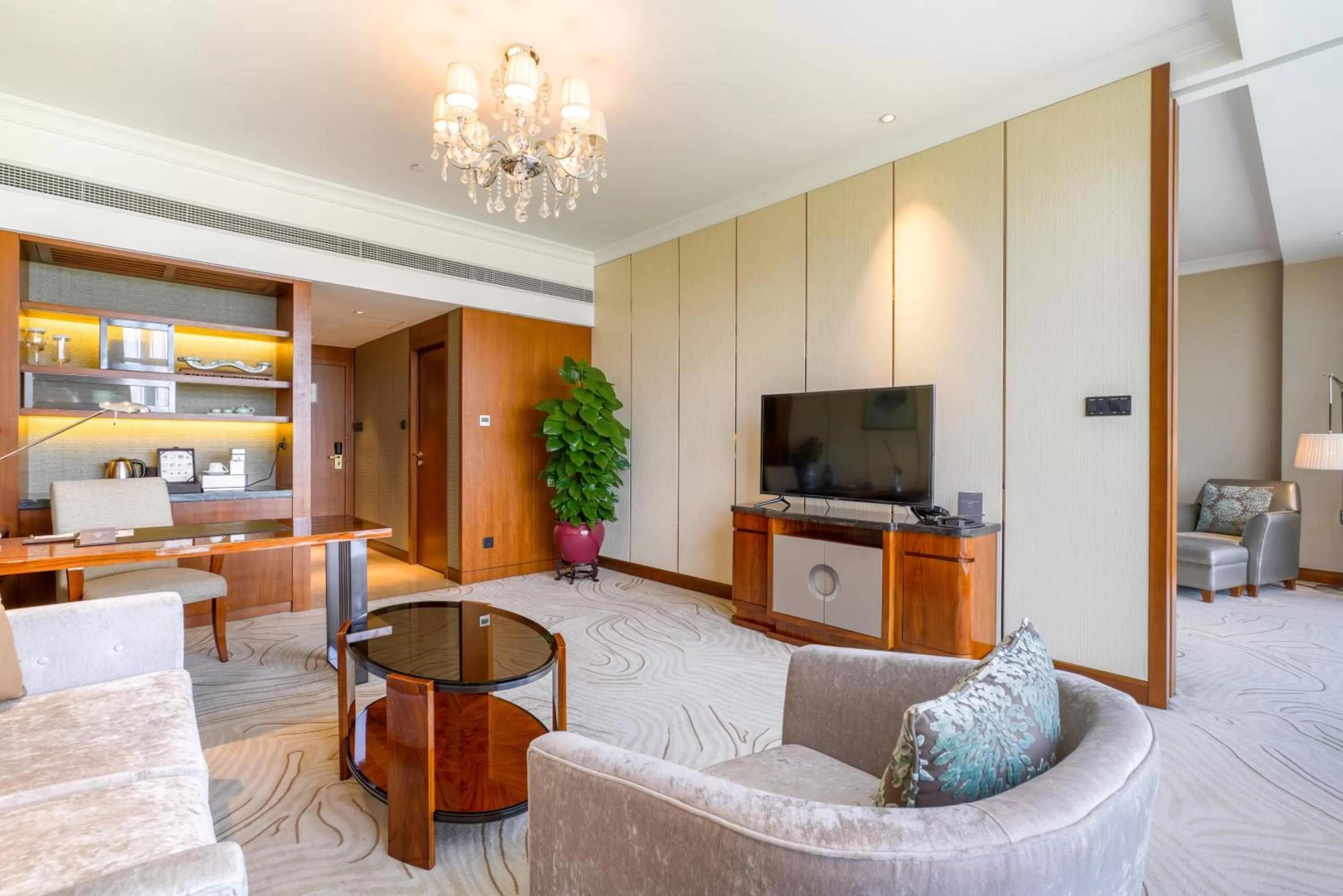 Seating area in Sofitel Hangzhou Westlake - Few steps to West Lake, with panoramic lake view terrace