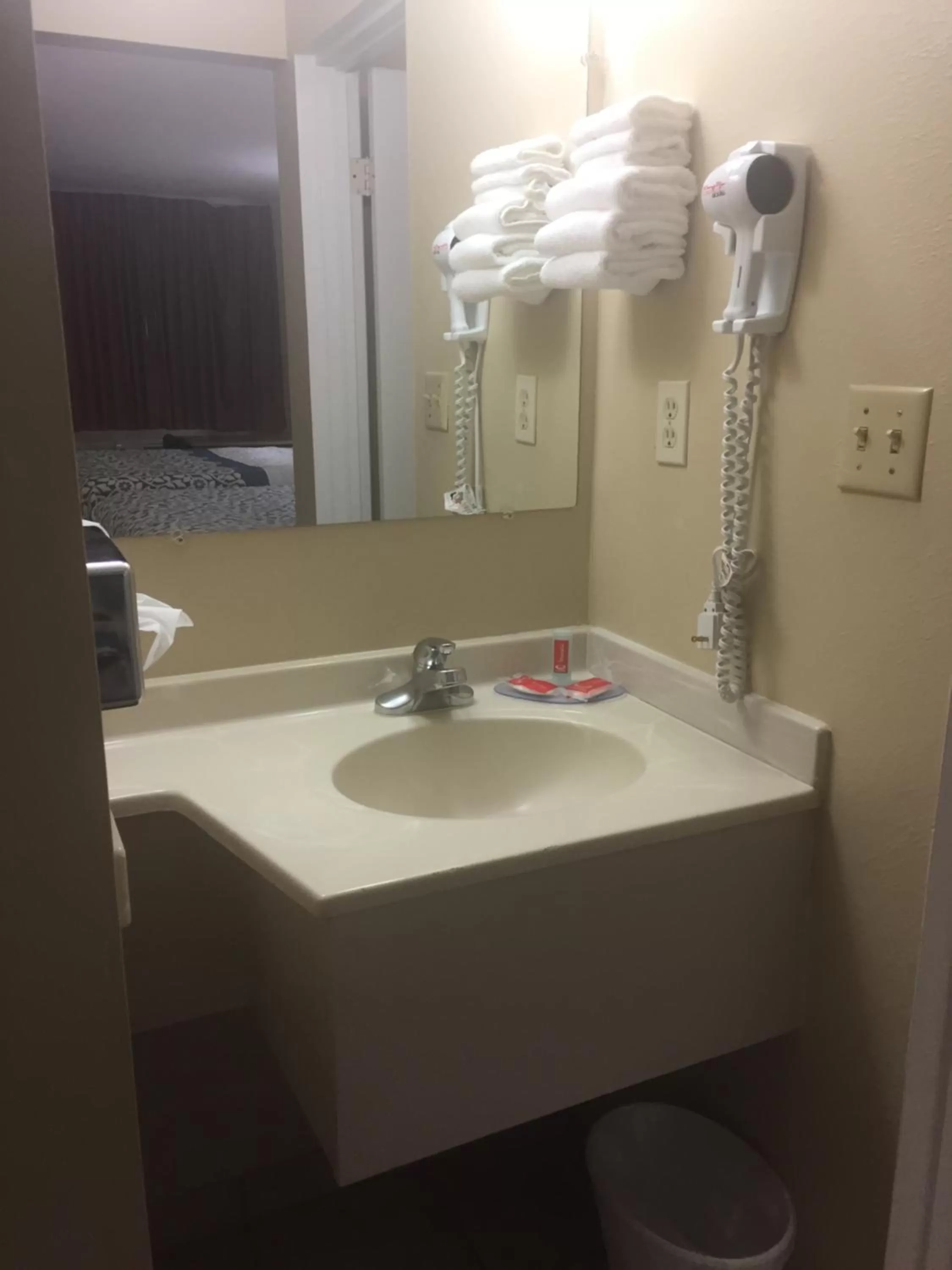 Other in Econo Lodge I-40 Exit 286-Holbrook Holbrook