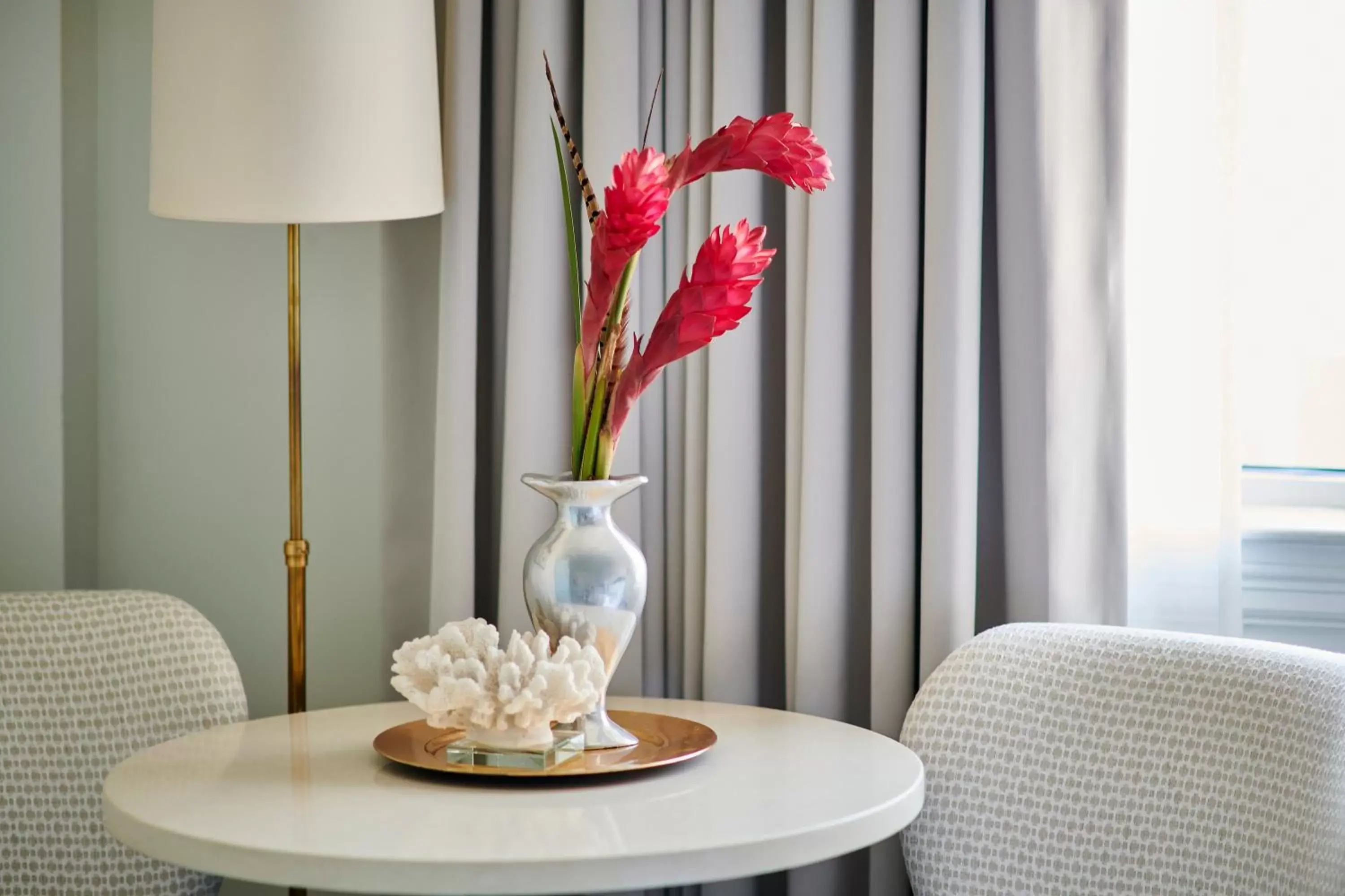 Deluxe King in Harbourview Inn Deluxe King in Harbourview Inn