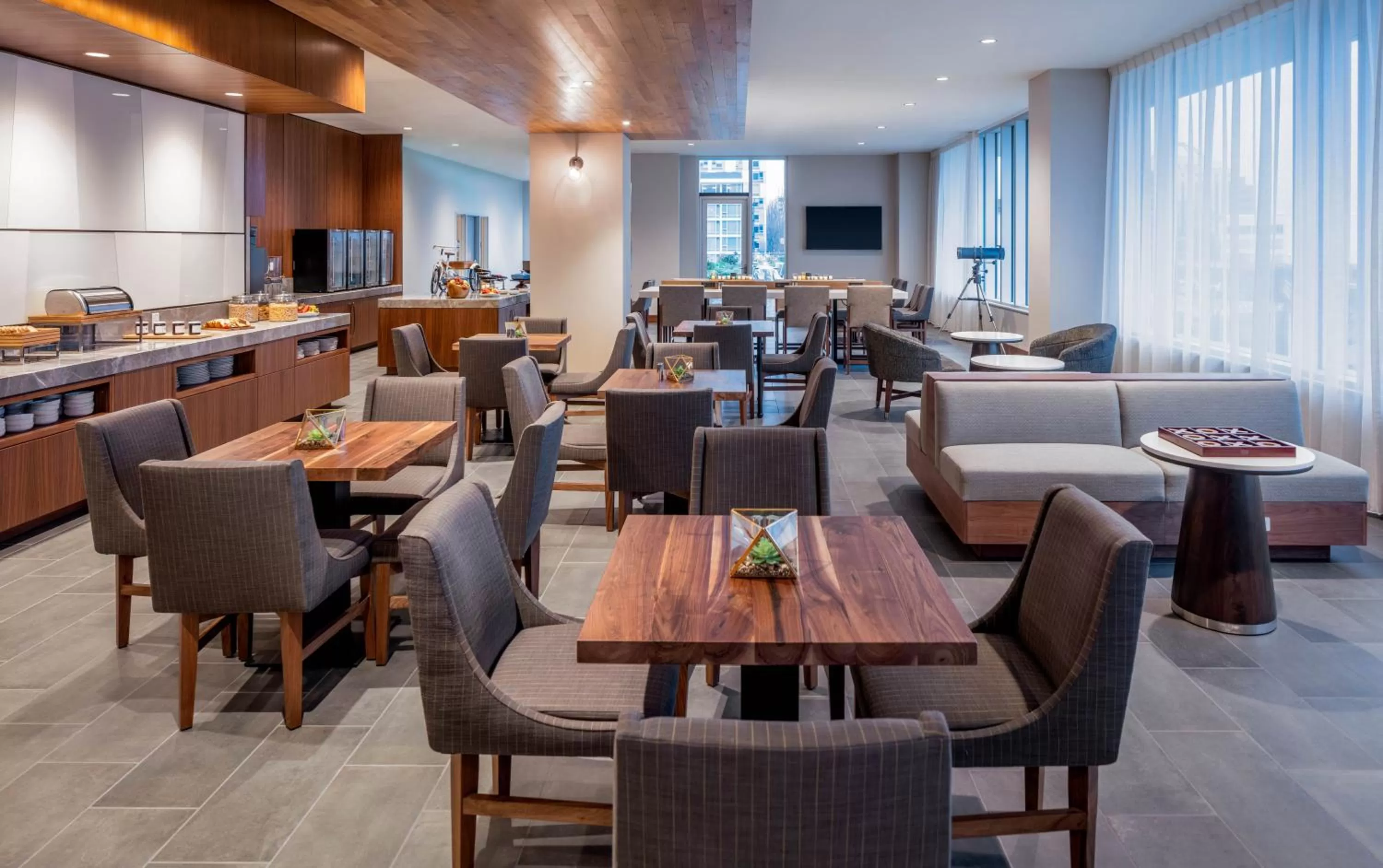 Lounge or bar in Hyatt Regency Portland at the Oregon Convention Center