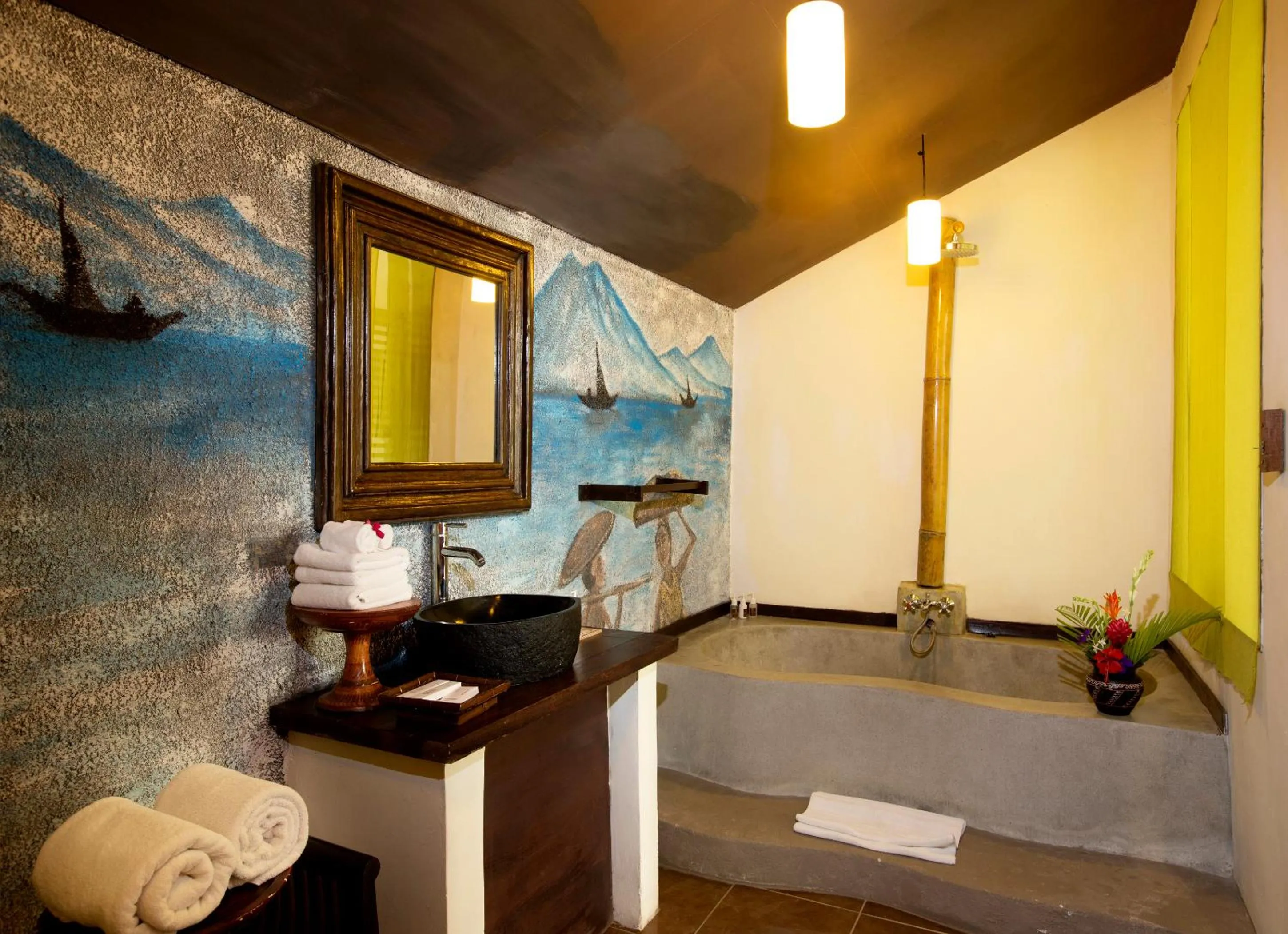 Bathroom, Bed in The Mansion Resort Hotel & Spa