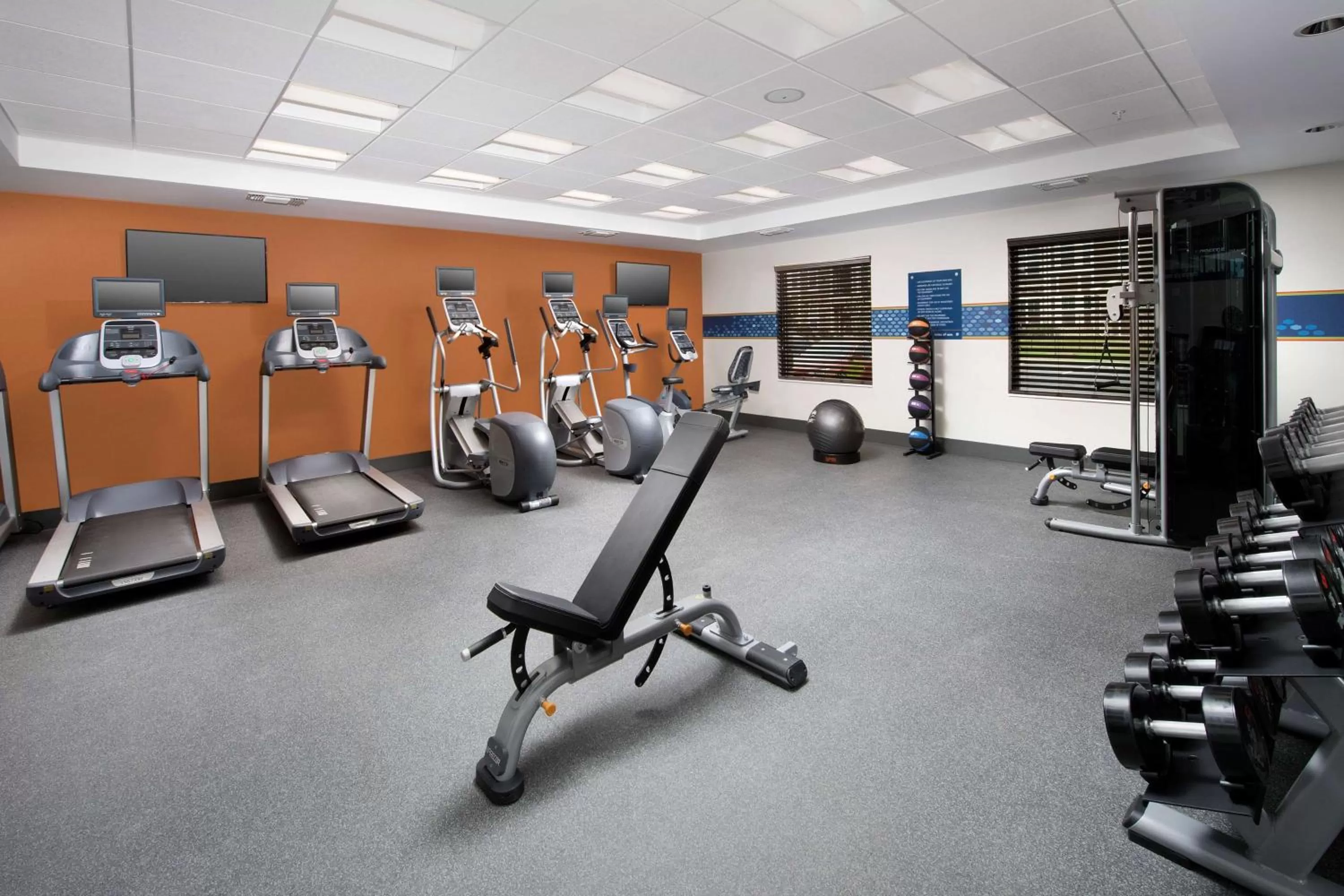 Fitness centre/facilities in Hampton Inn & Suites San Antonio Lackland AFB SeaWorld