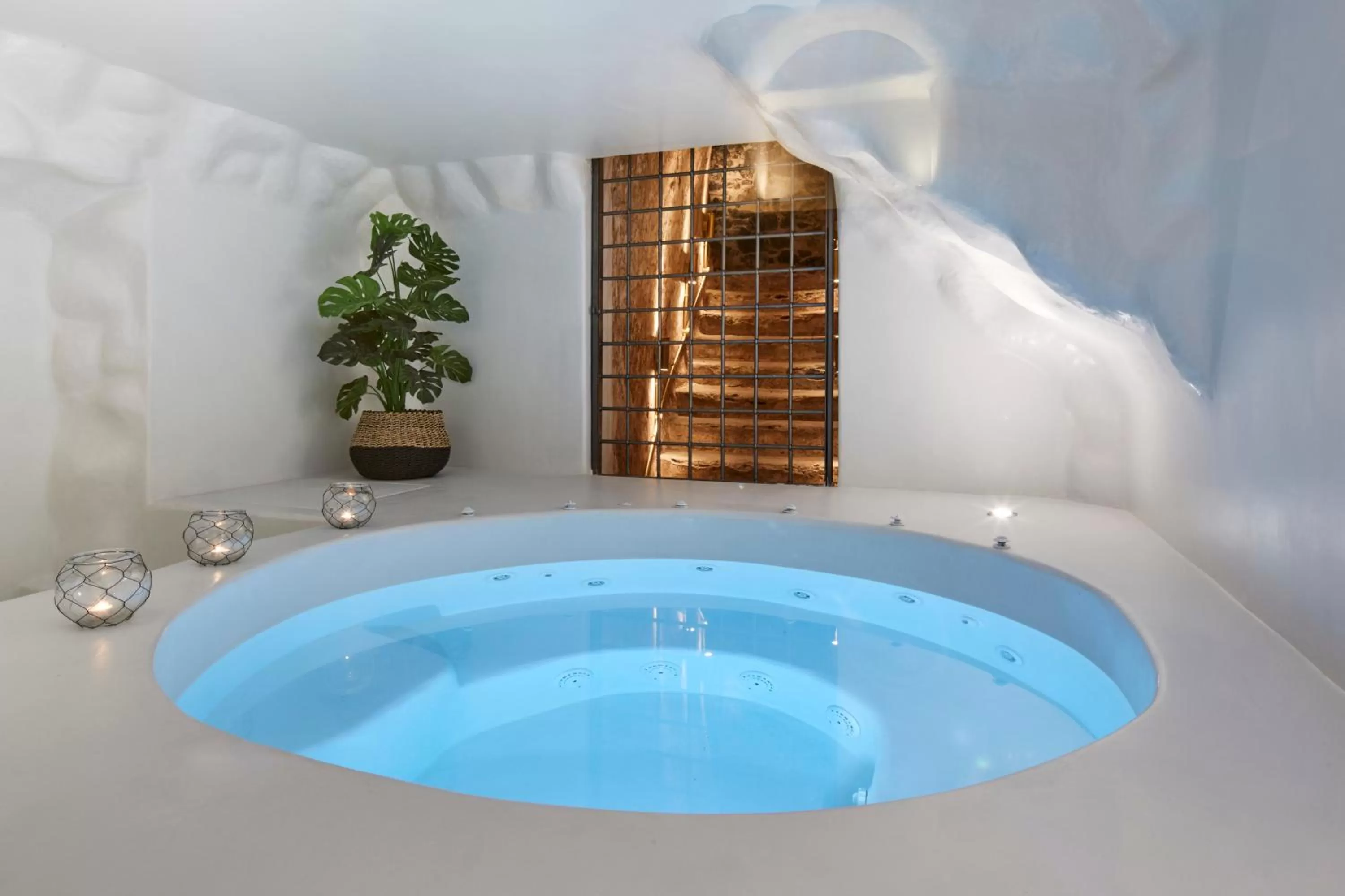 Decorative detail in Winery Hotel 1870