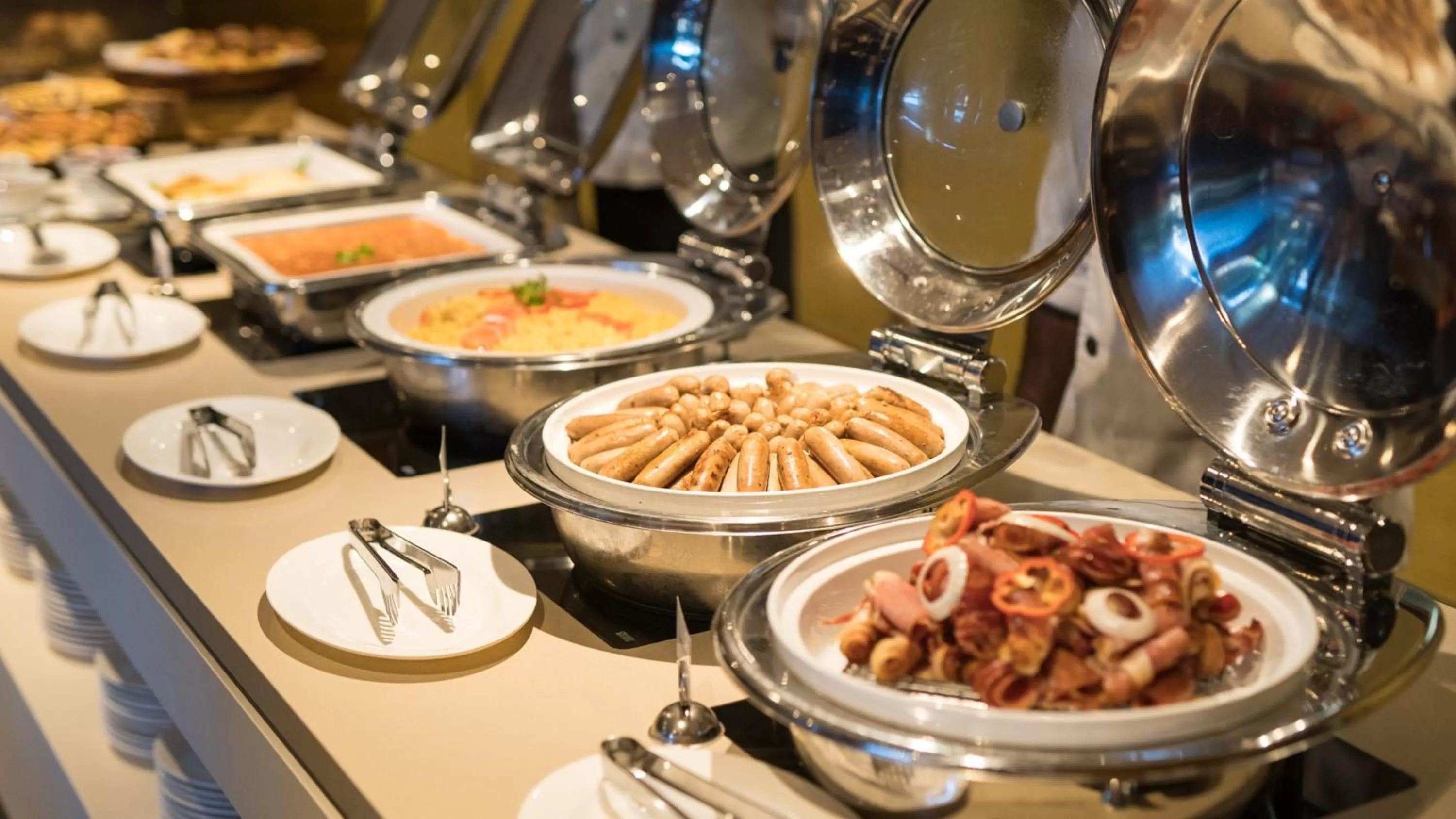 Restaurant/places to eat in Holiday Inn Express Port Moresby by IHG