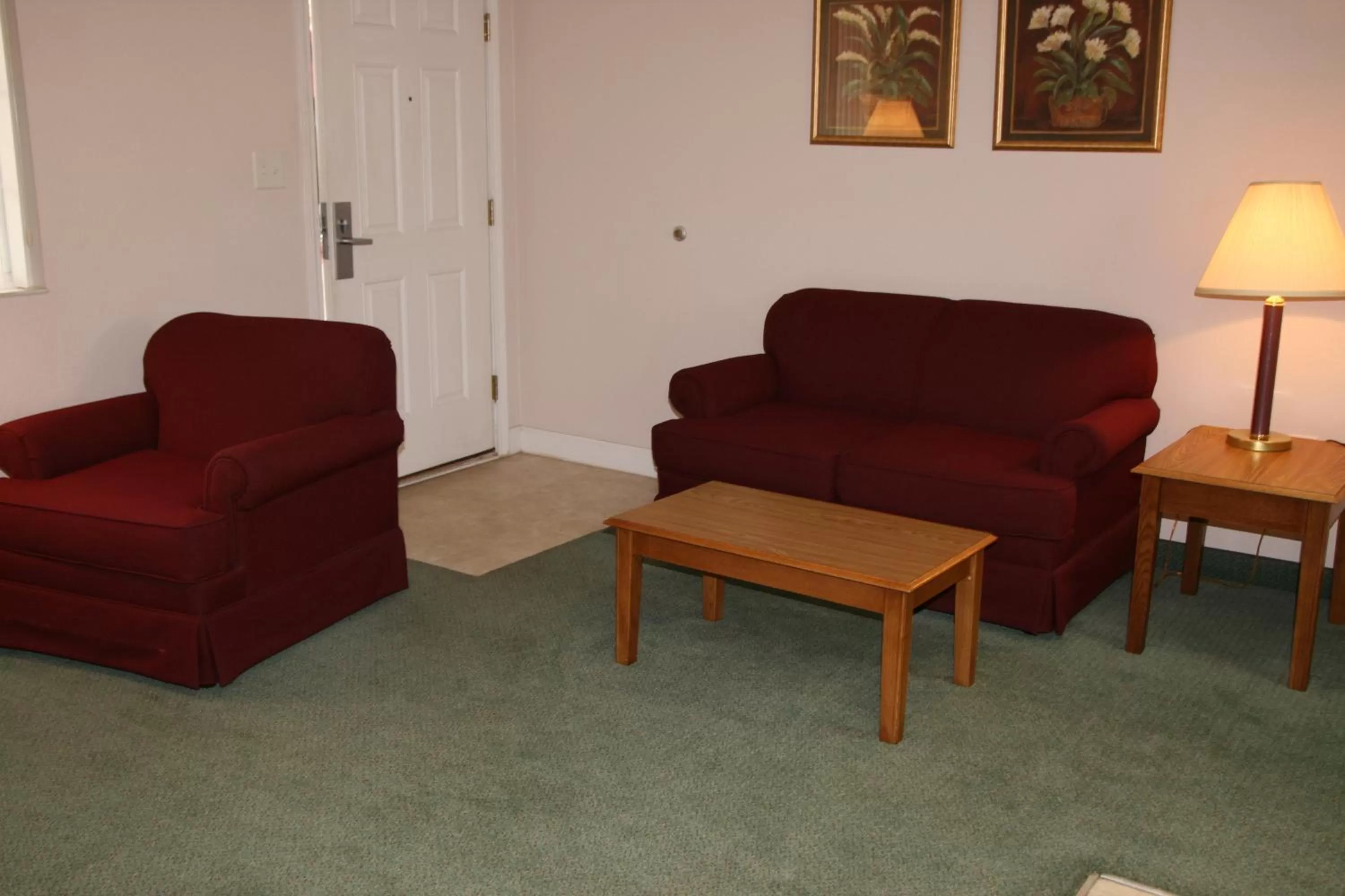 Living room in Affordable Suites Rocky Mount
