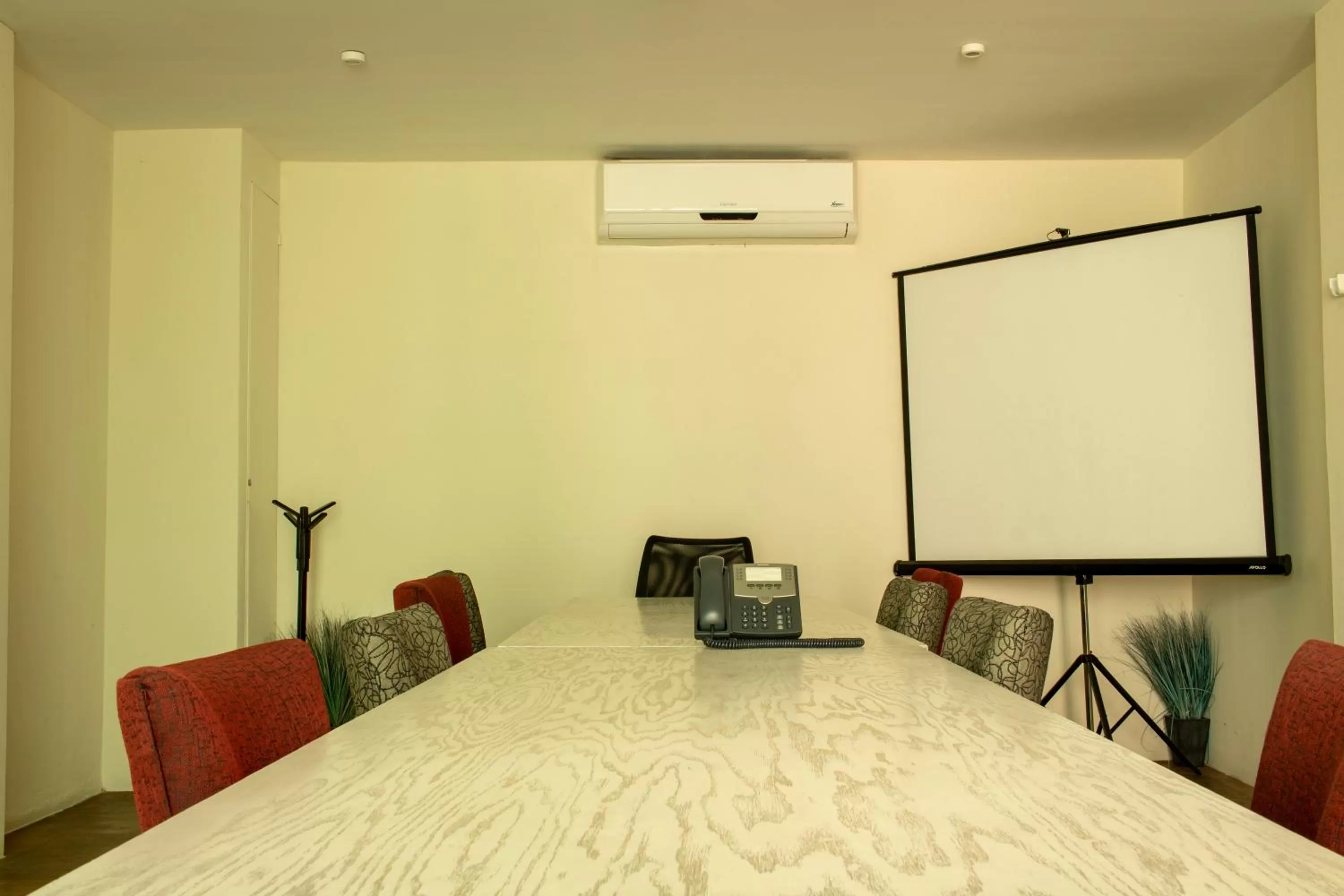 Business facilities in Hotel Nak'An Secreto Maya