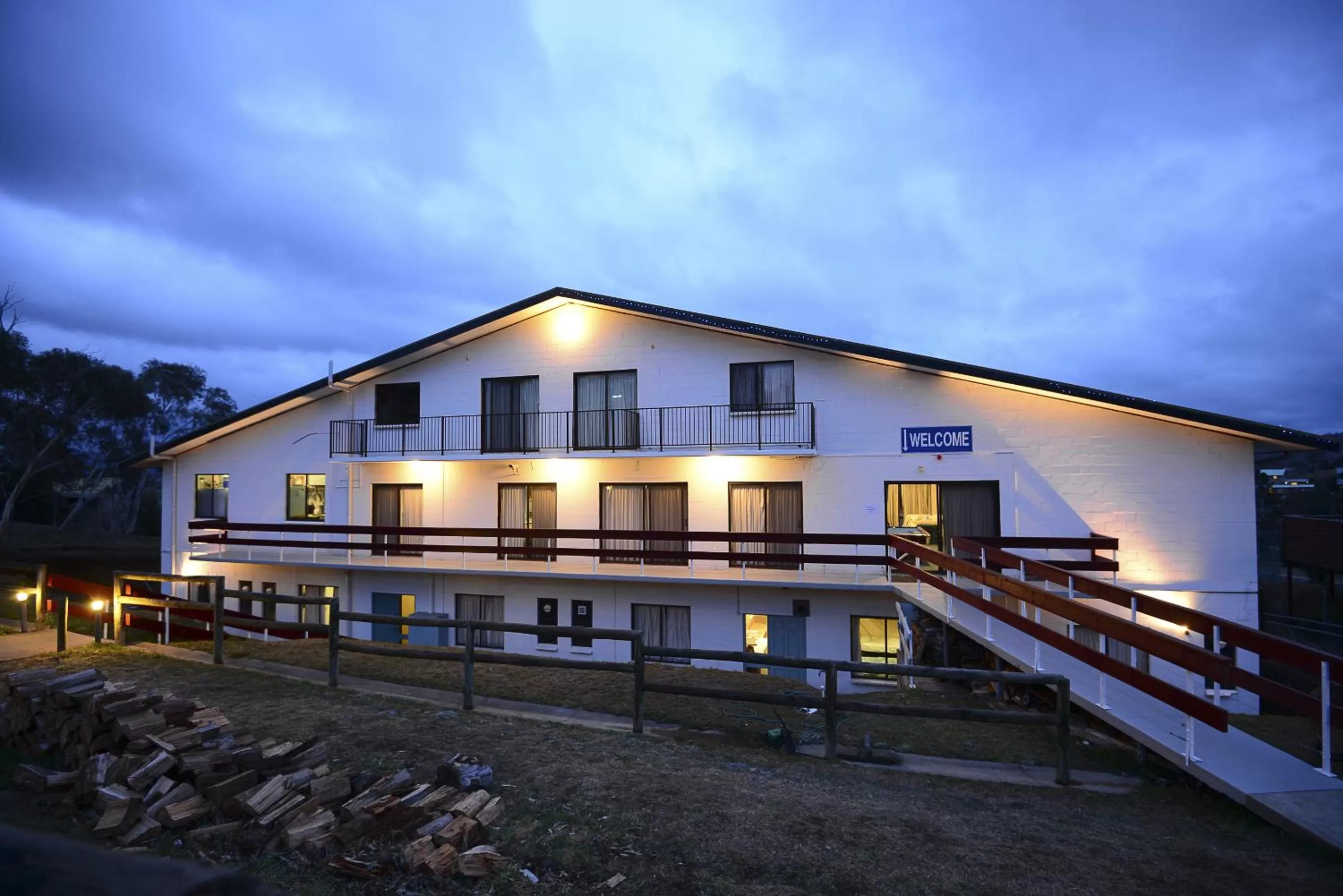 Property building in Alpine Resort Motel