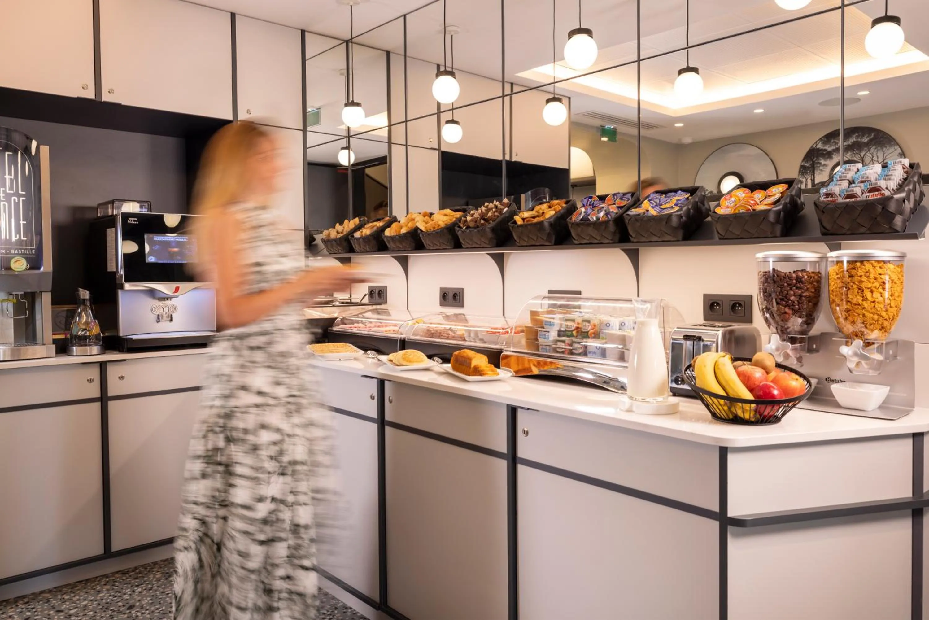 Buffet breakfast in Hôtel de France Gare de Lyon Bastille