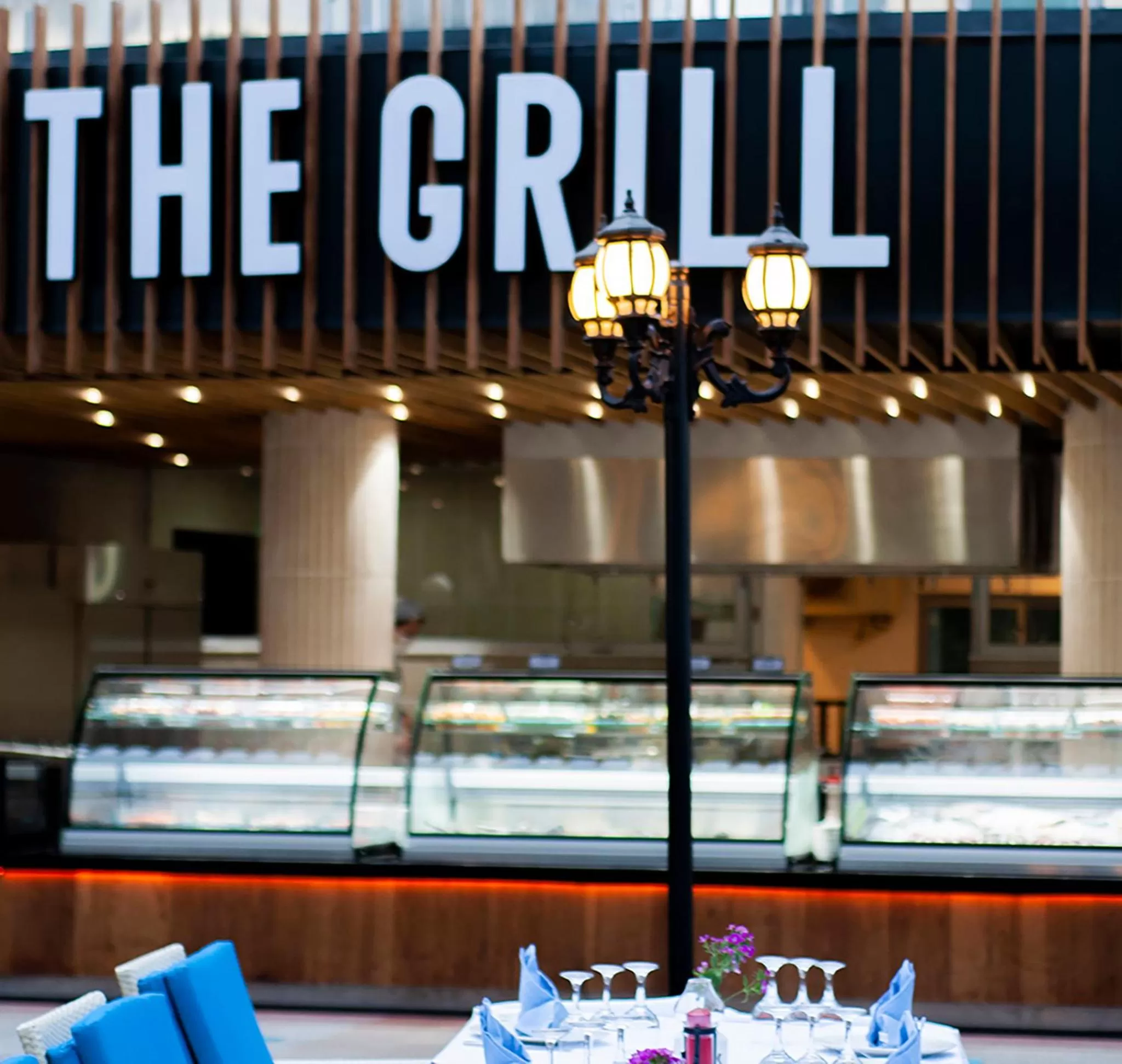 Restaurant/places to eat in Calista Luxury Resort