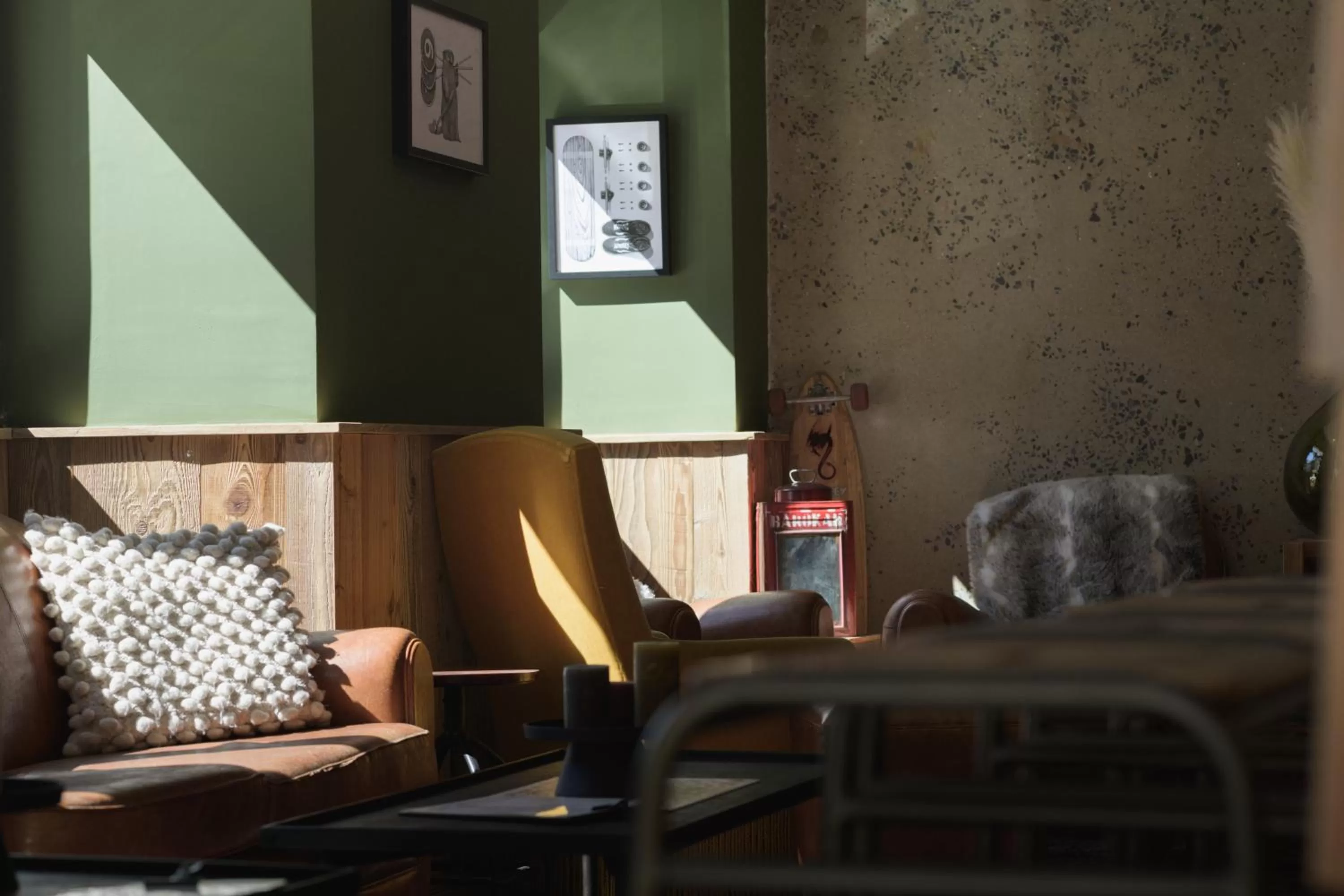 Lounge or bar in Hôtel Maison Doron