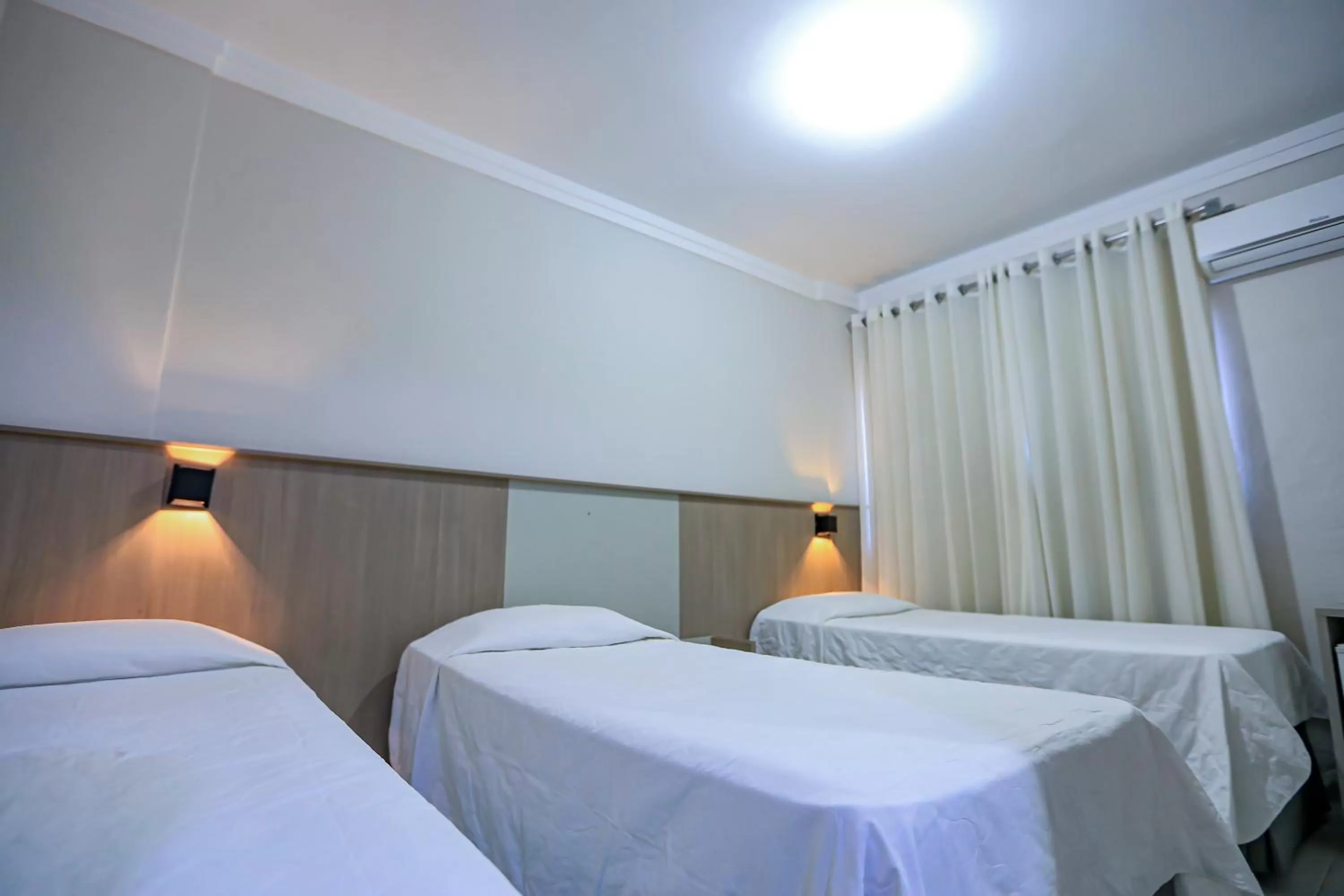 Bedroom, Bed in Iguassu Express Hotel