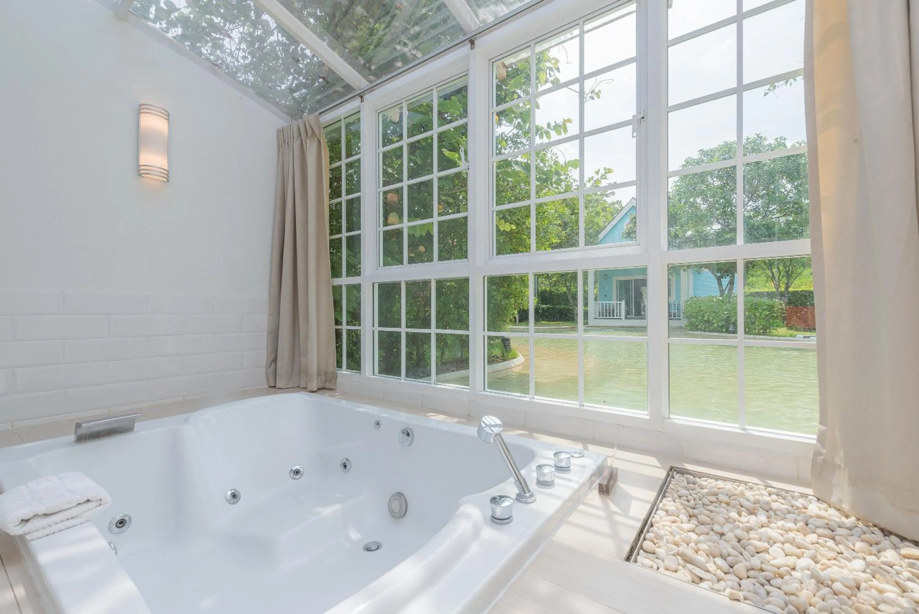 Bathroom in Peggy's Cove Resort