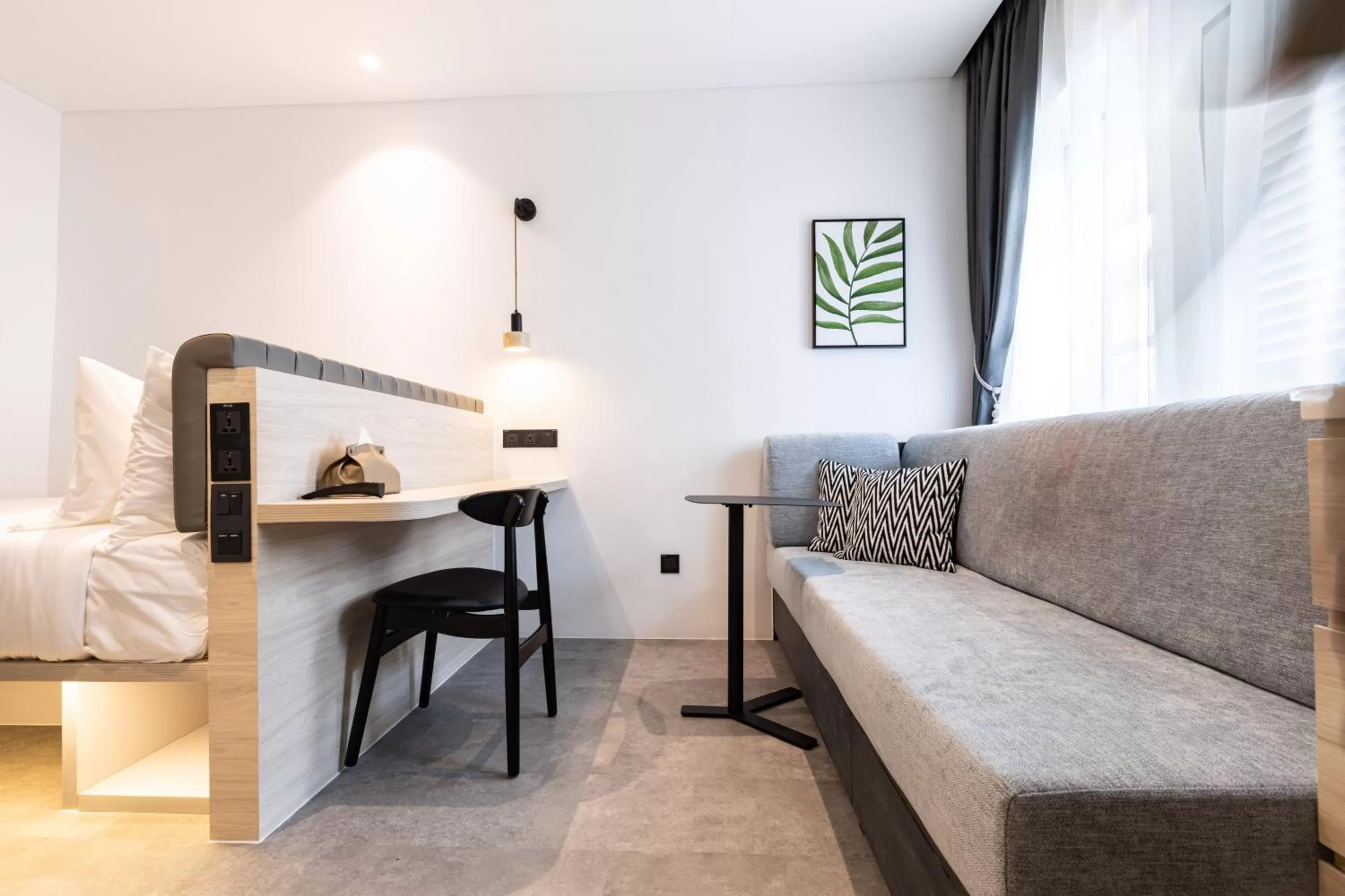 Bed in Heritage Collection on Pagoda - Mobile App Check-In