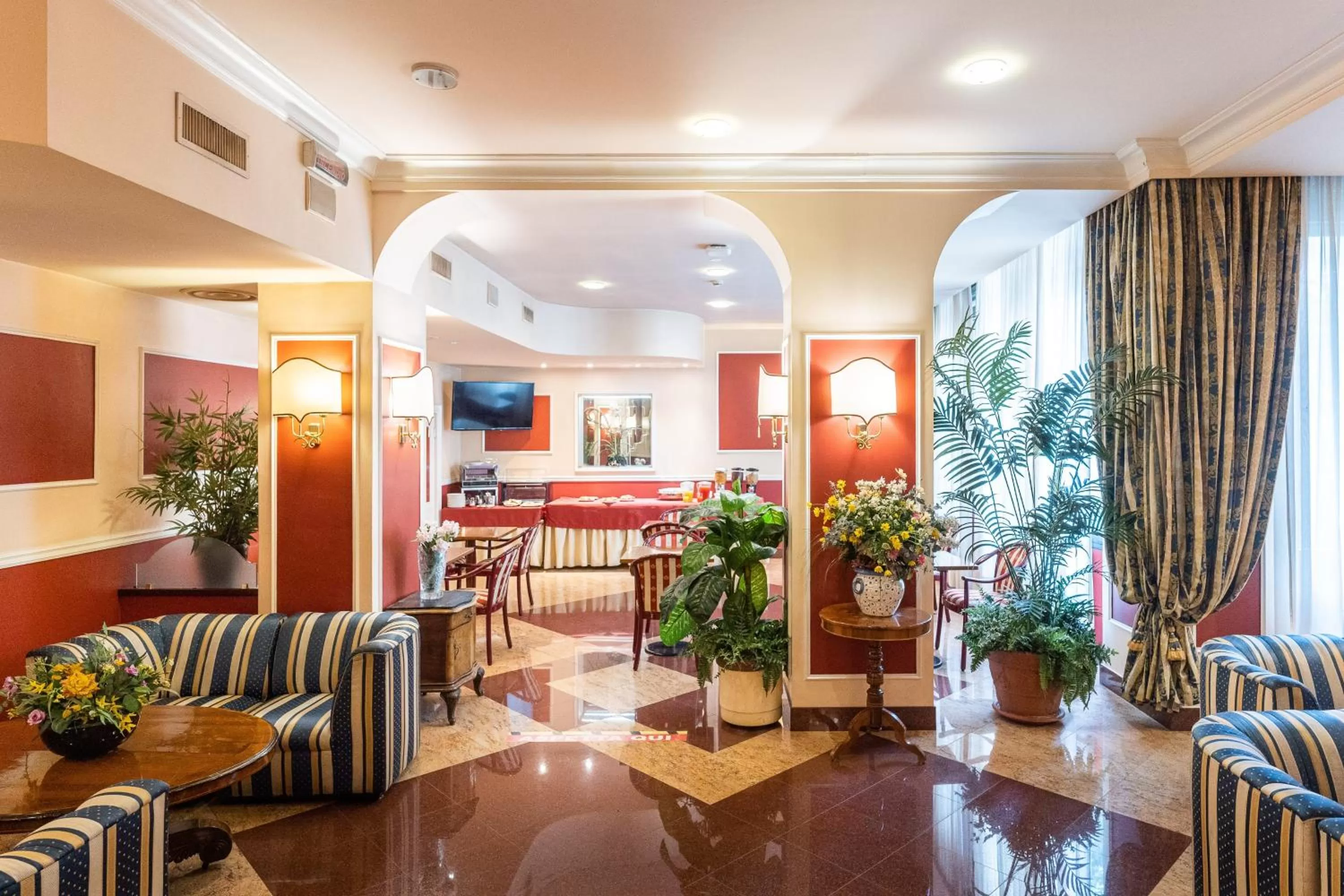 Lobby or reception in Hotel Garda