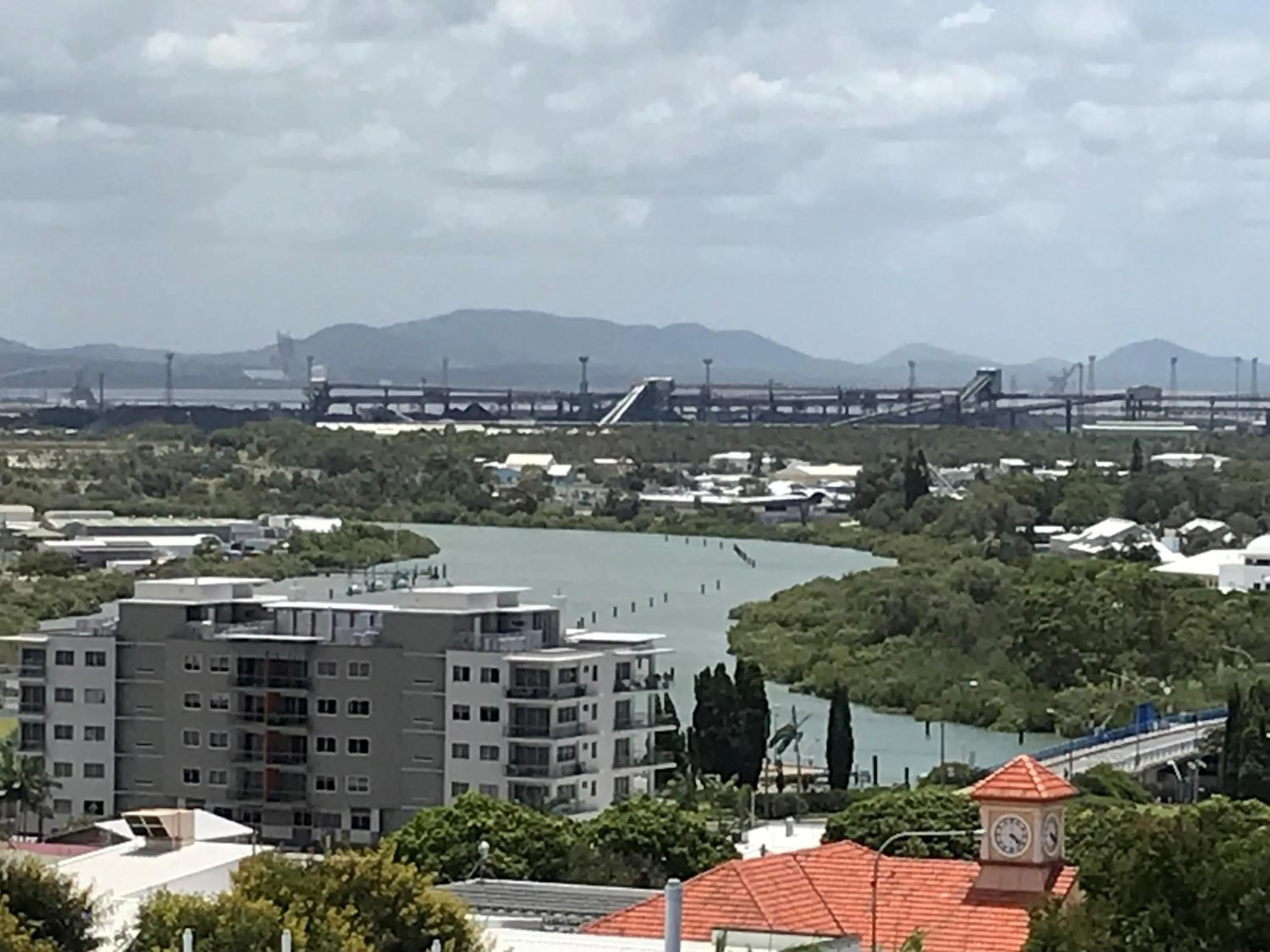 Balcony/Terrace in Metro Hotel & Apartments Gladstone