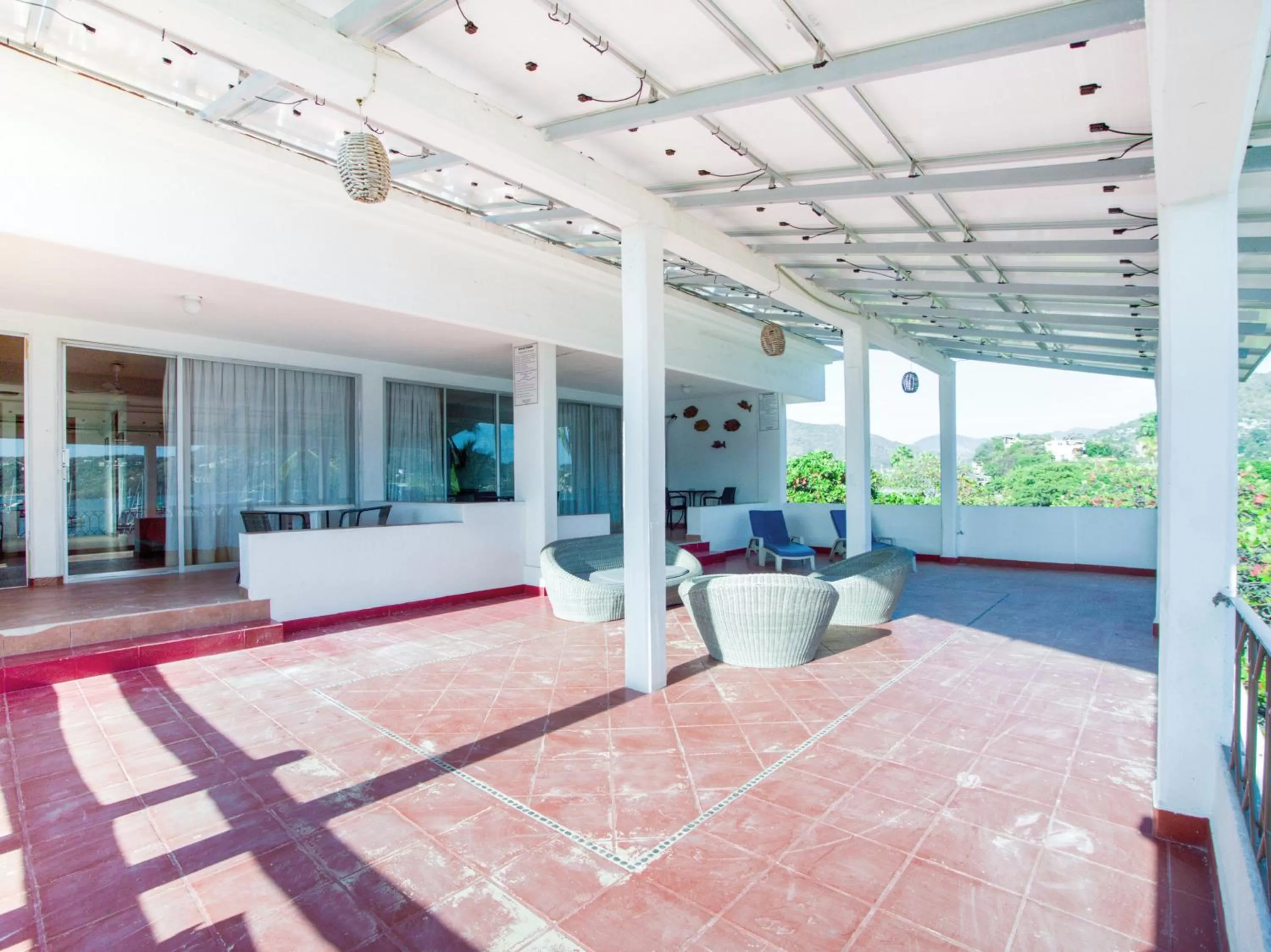 Property building in Hotel Del Pescador