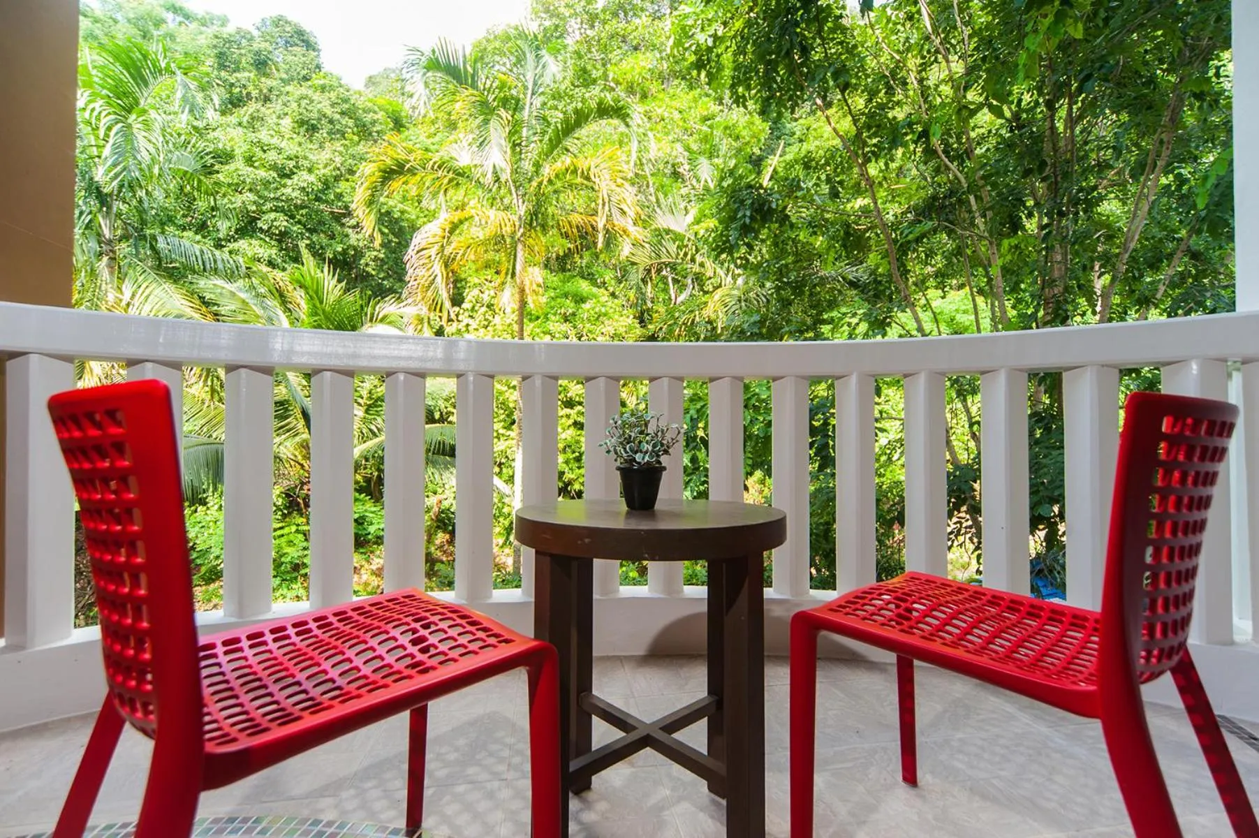 Day in Ratana Hill Patong