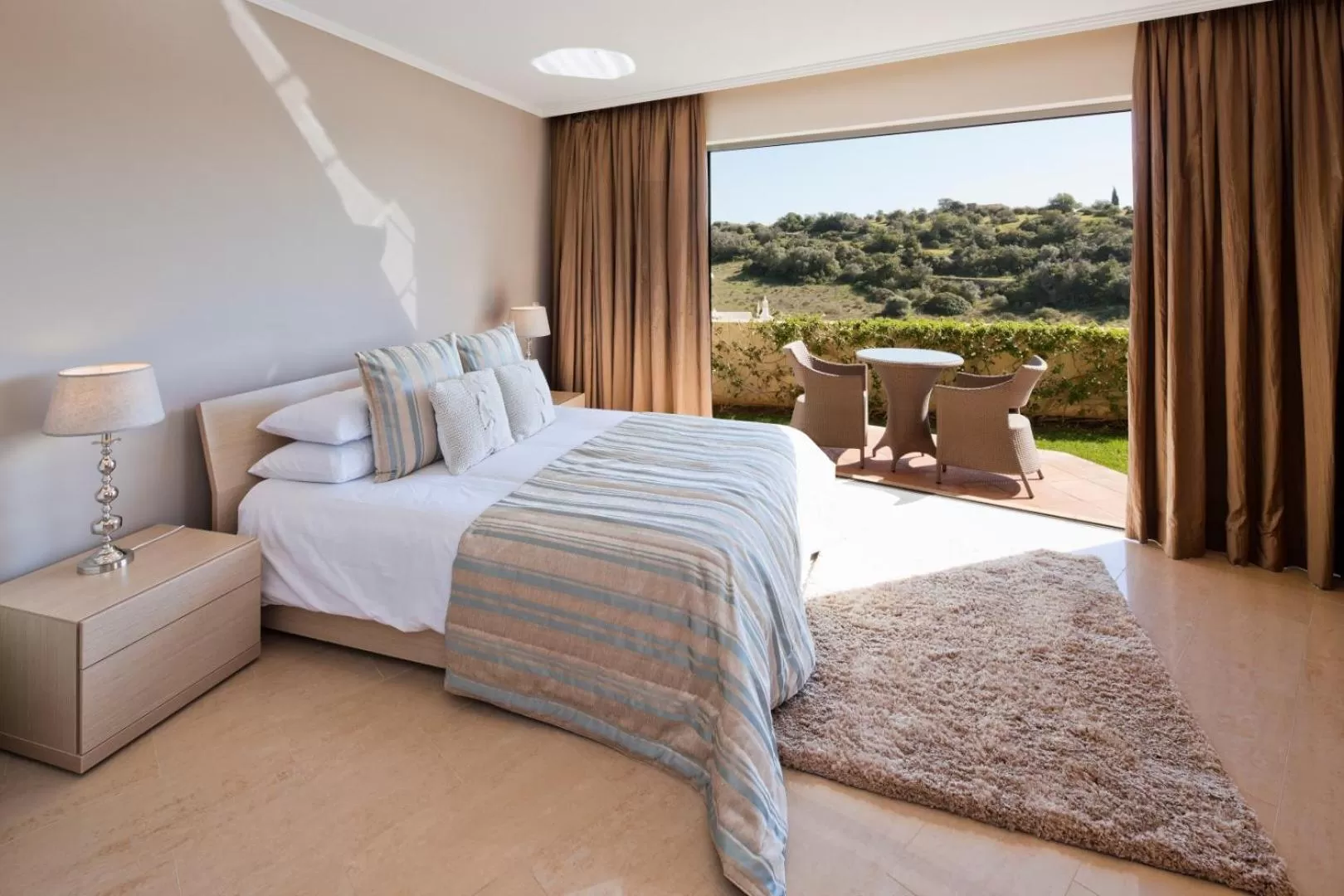 Bed in Vila Castelo Parque