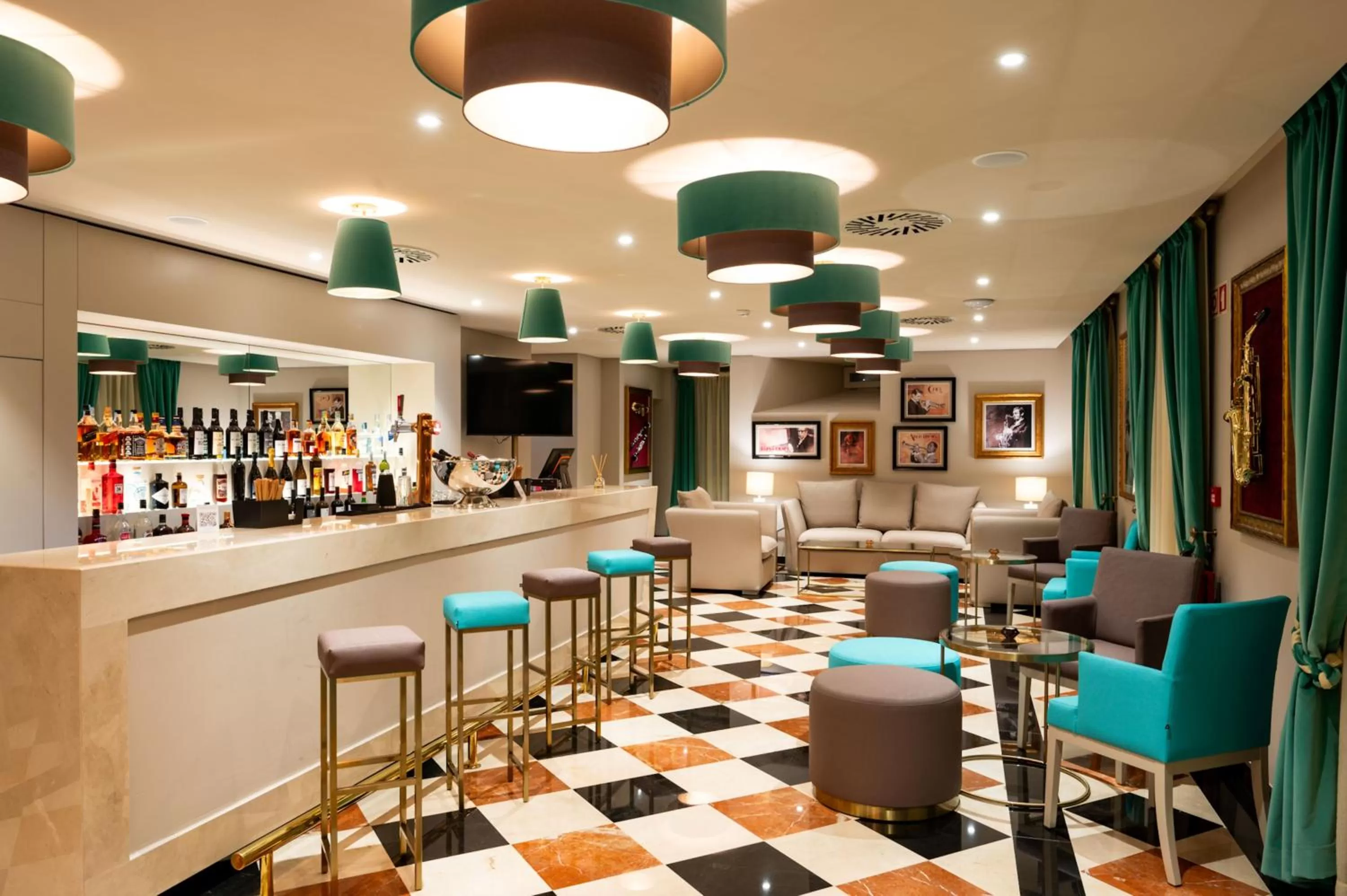 Lounge or bar in Vila Gale Collection Tomar