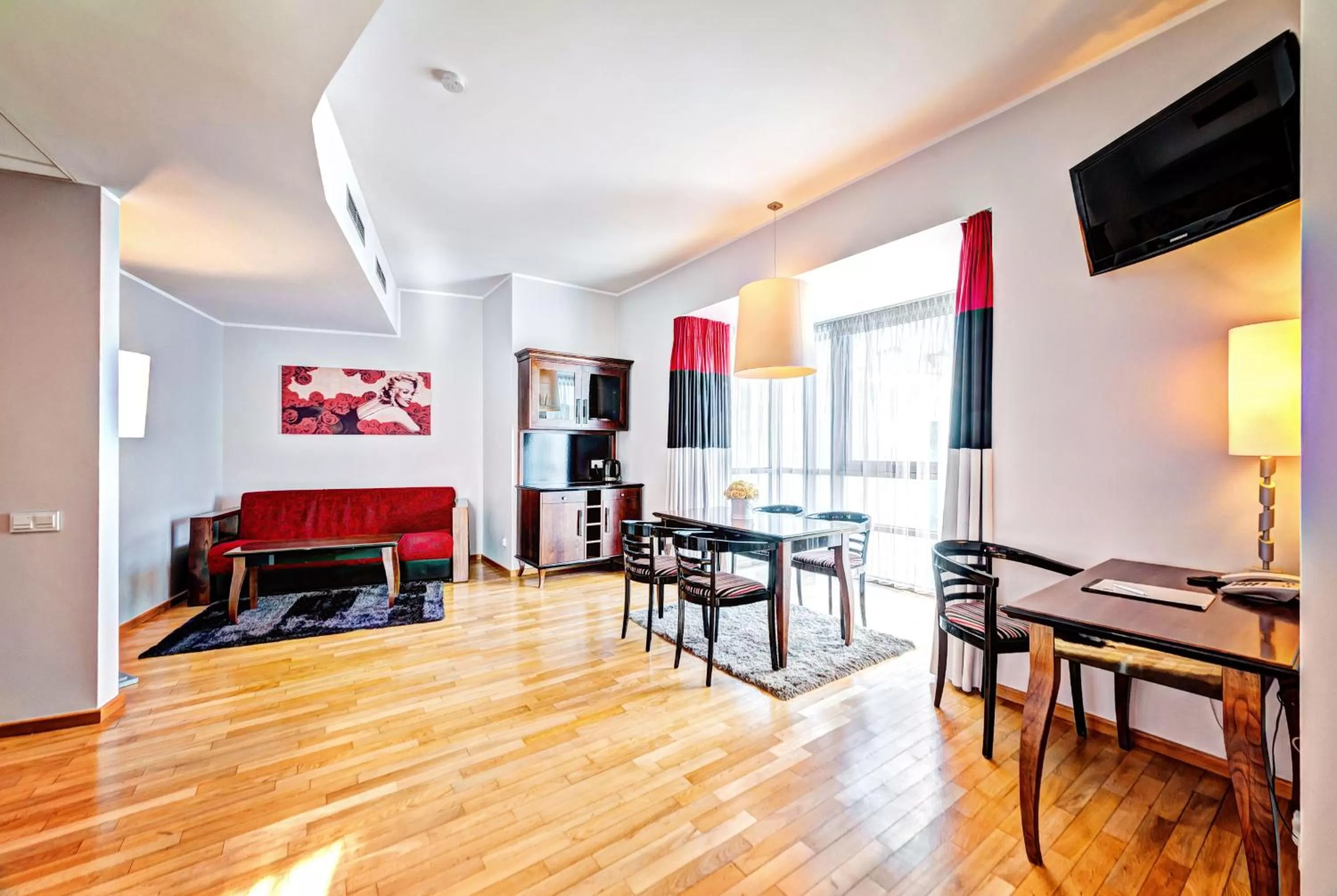 TV and multimedia in Don Prestige Residence