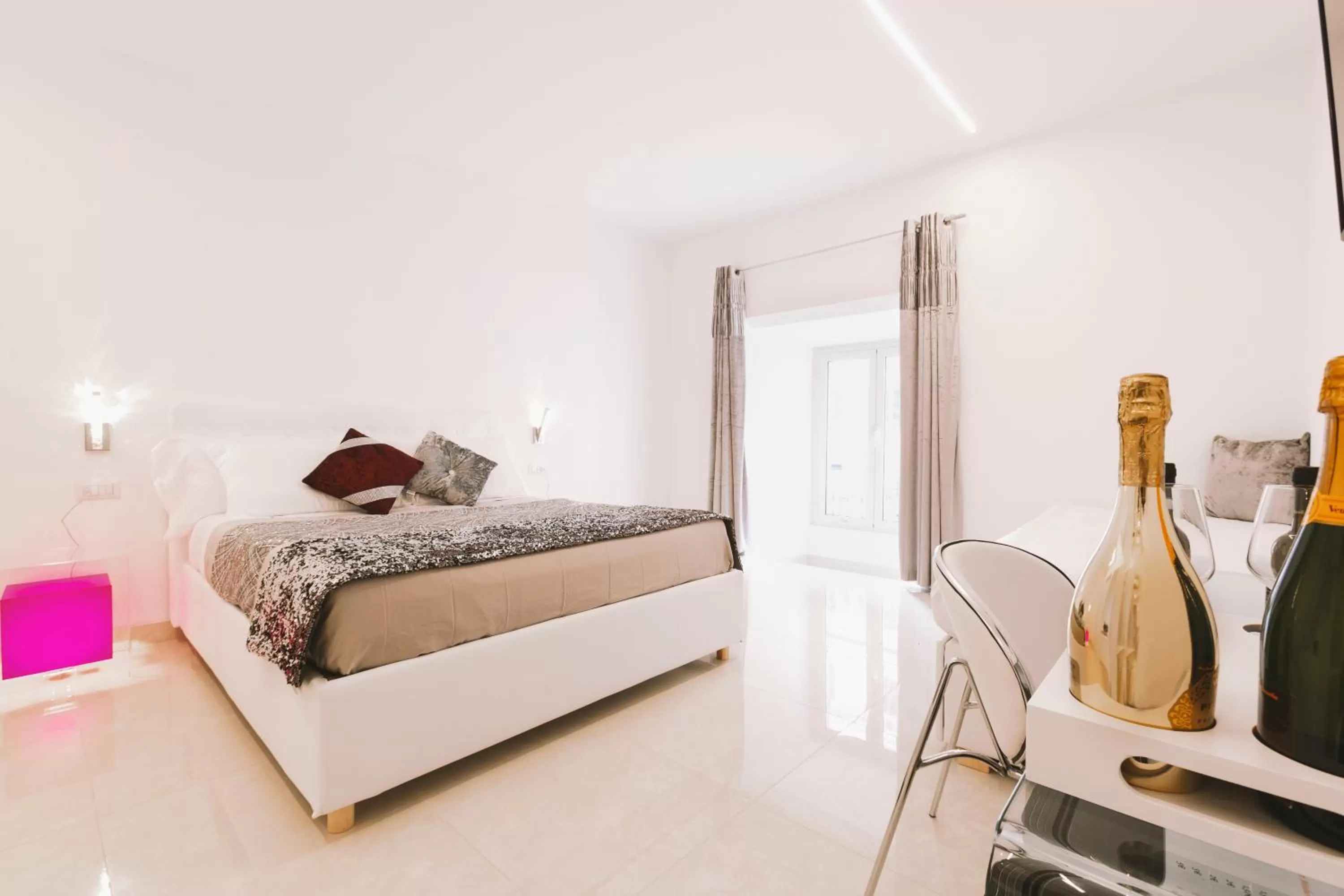 Bed in San Pietro Grand Suite