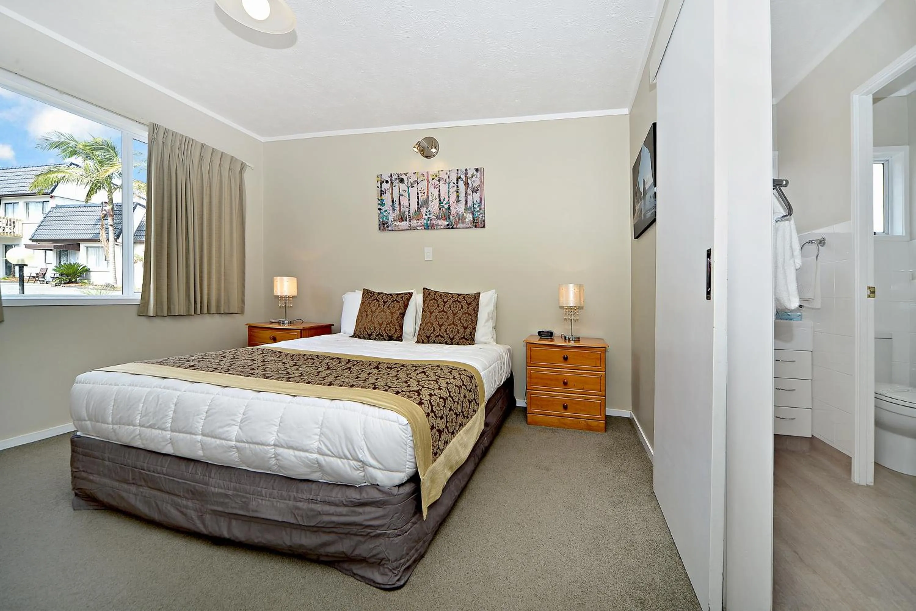 Bedroom, Bed in Takapuna Motor Lodge