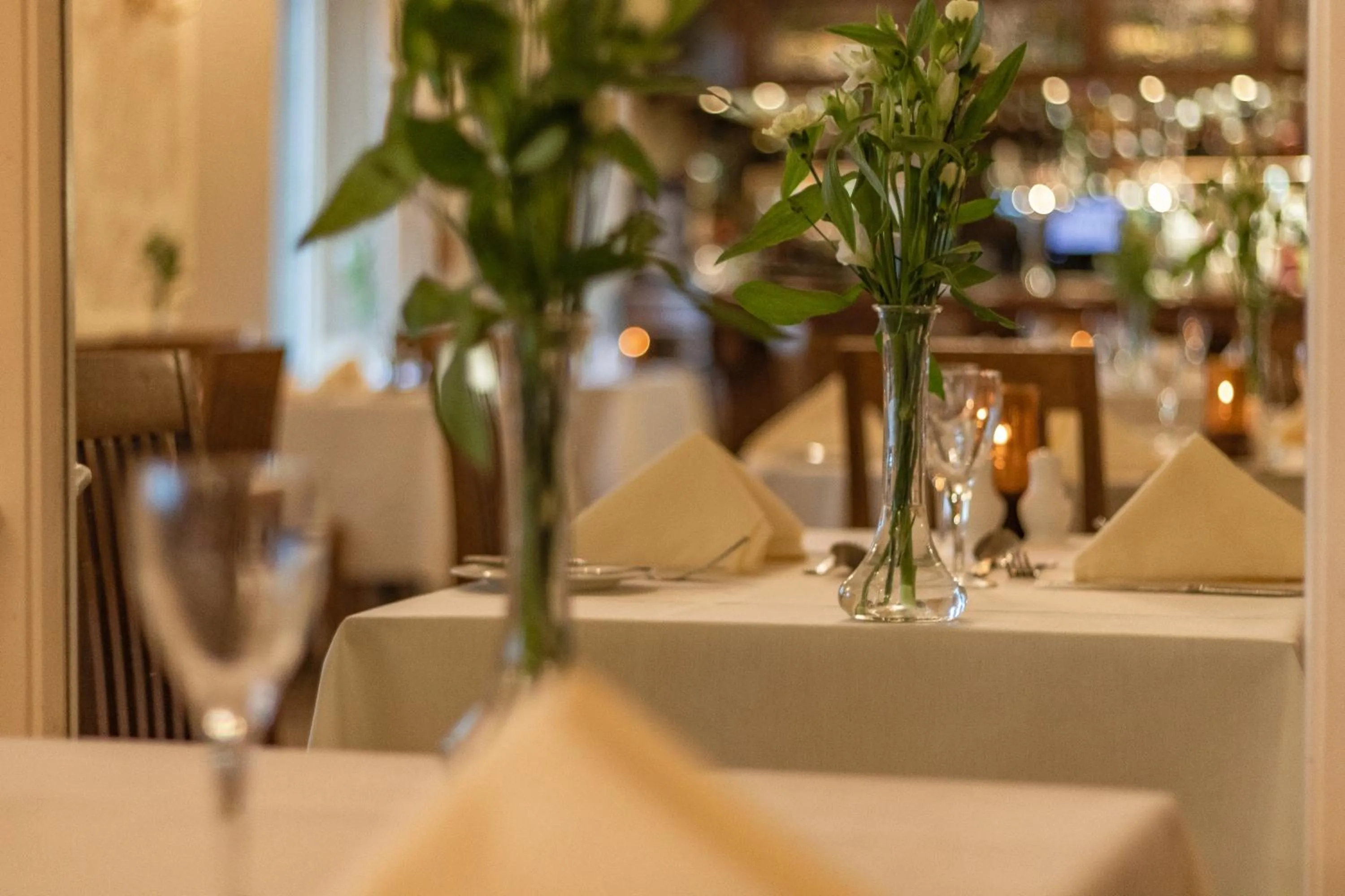 Restaurant/places to eat in Merewood Country House Hotel