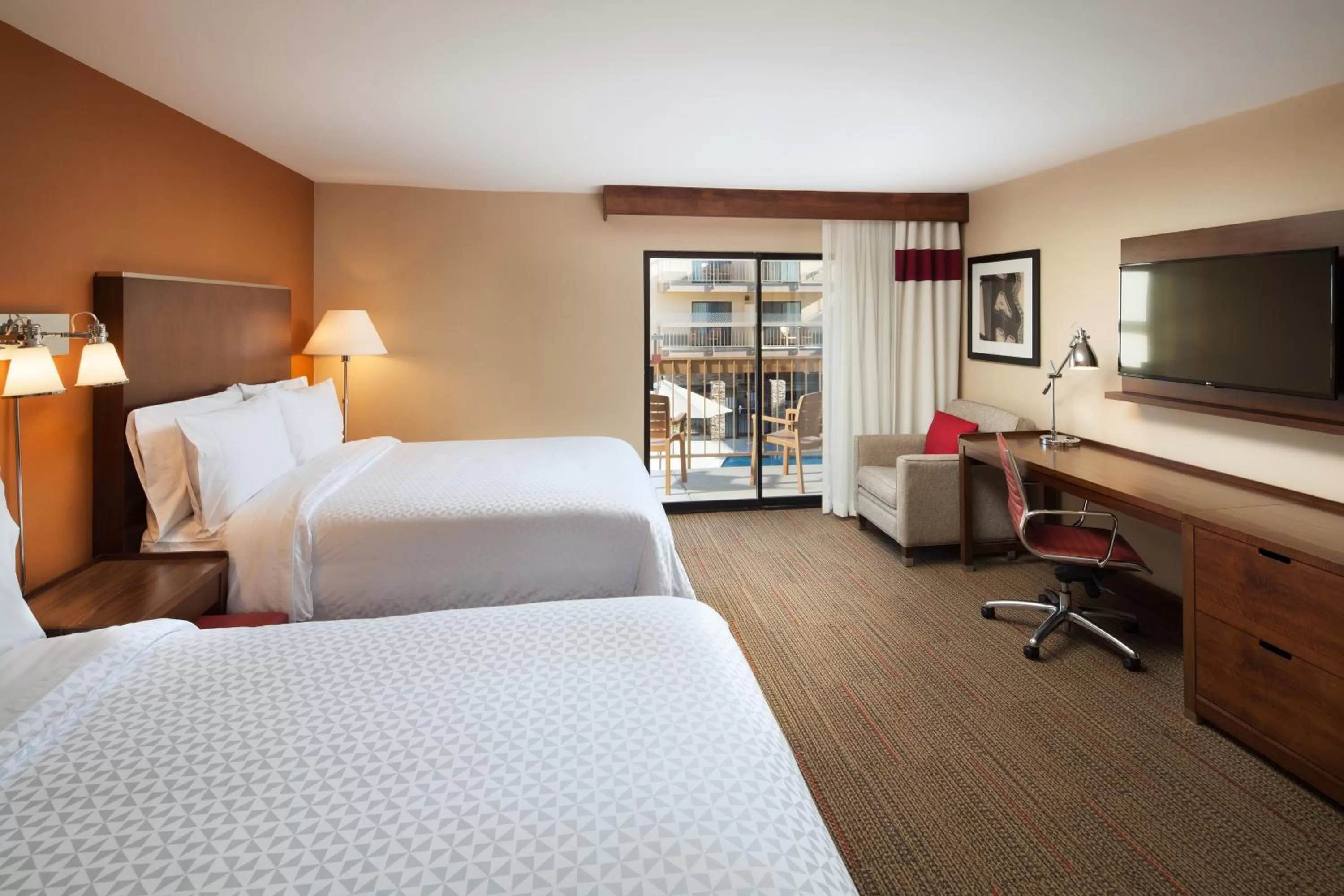 Photo of the whole room in Four Points by Sheraton San Diego - Sea World