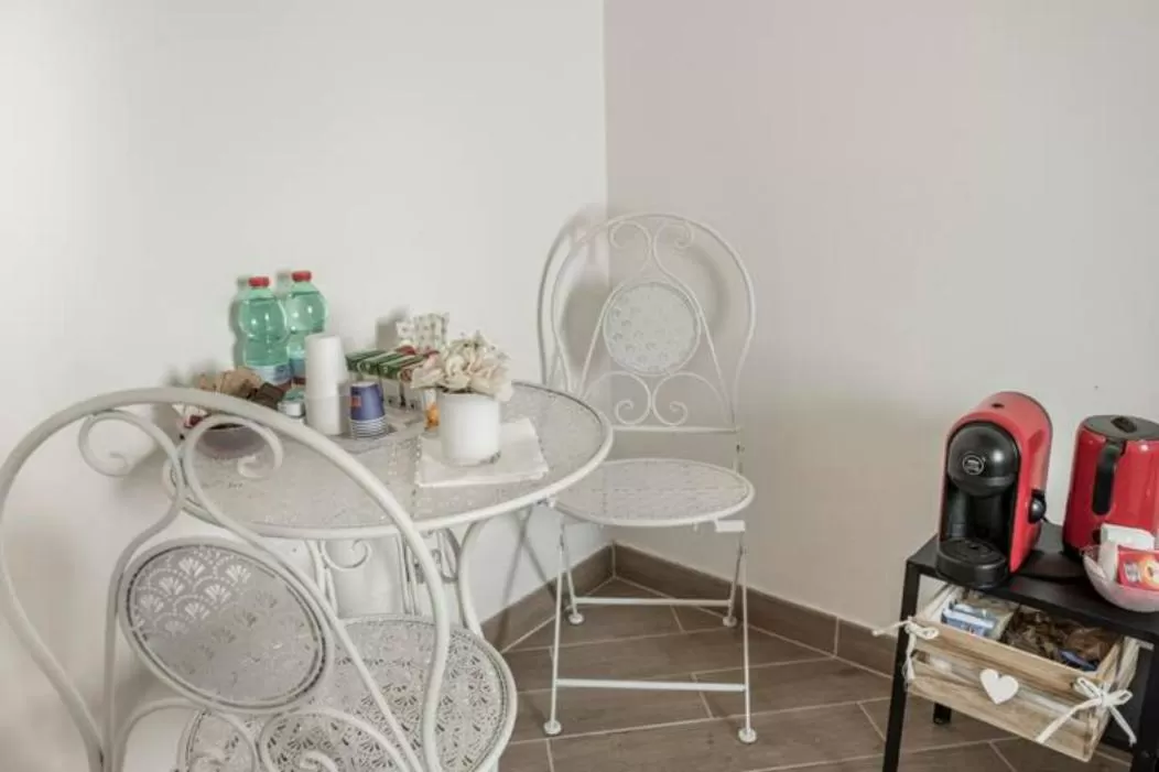 Dining Area in B&B CORSO VITTORIO EMANUELE - Nel pieno centro storico