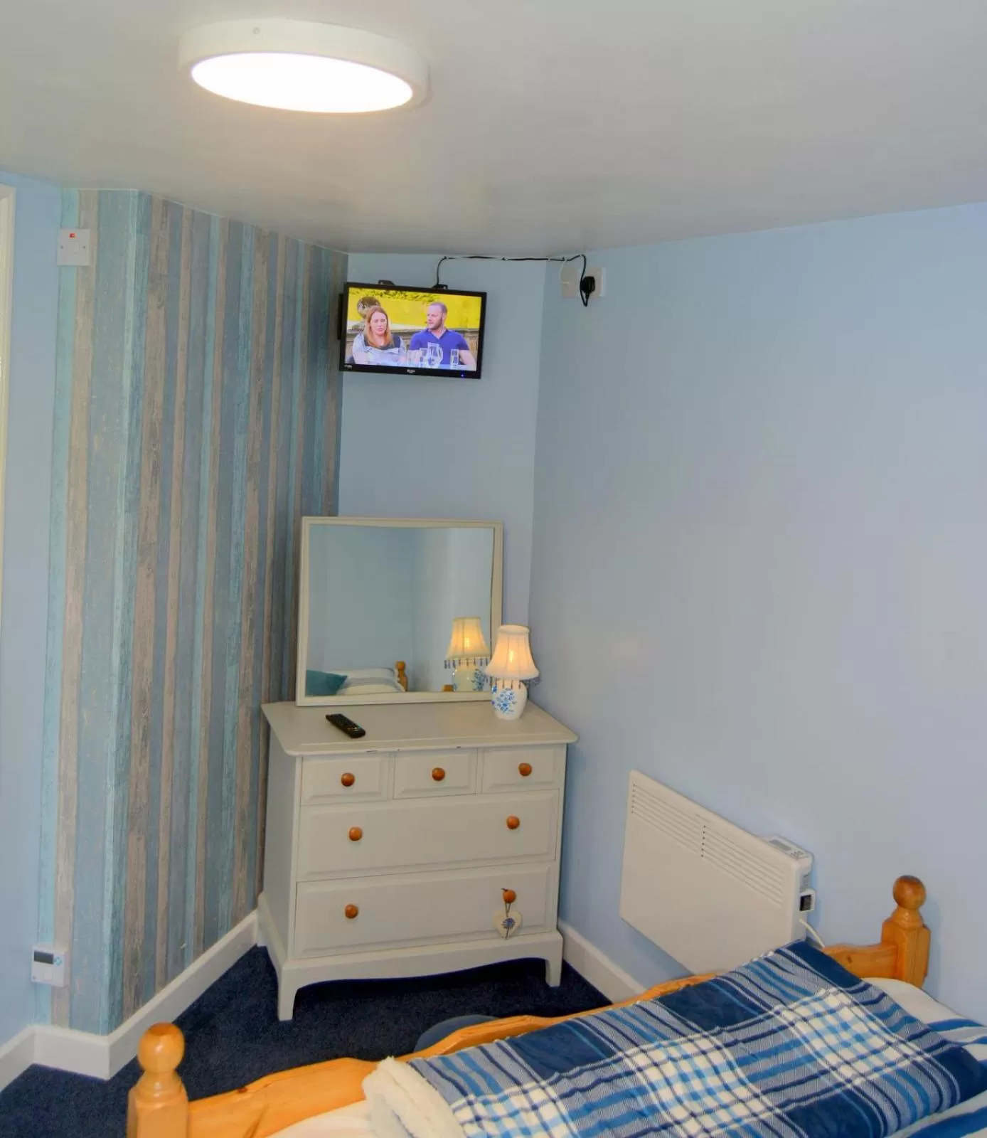 TV and multimedia, Bed in The Creamery