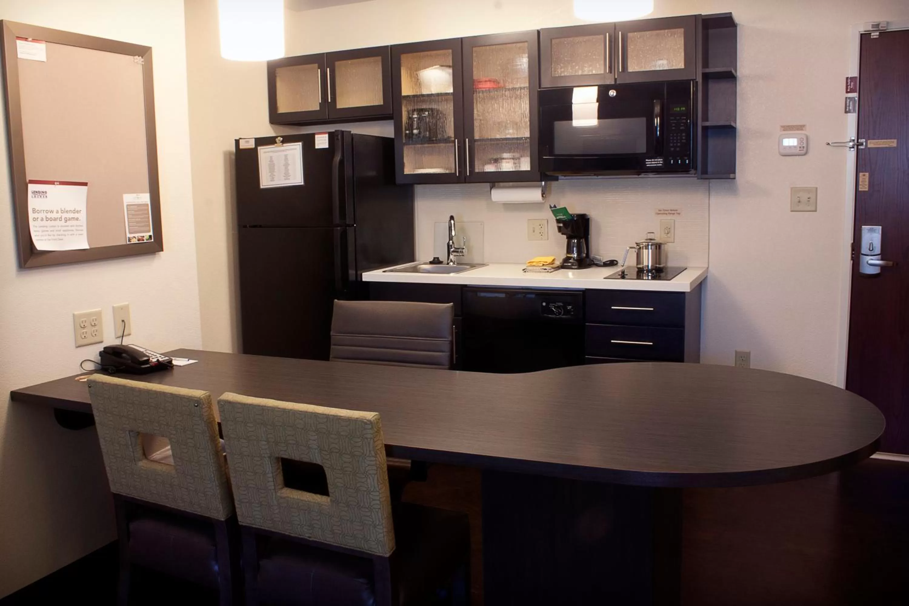 Photo of the whole room in Candlewood Suites Youngstown W - I-80 Niles Area by IHG