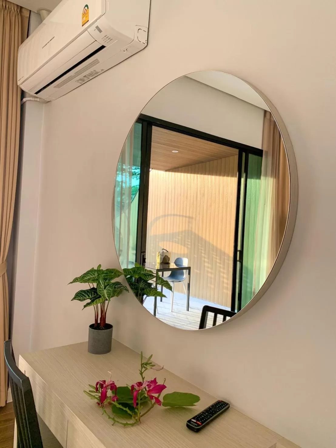 Photo of the whole room in Kaibae Hut Resort