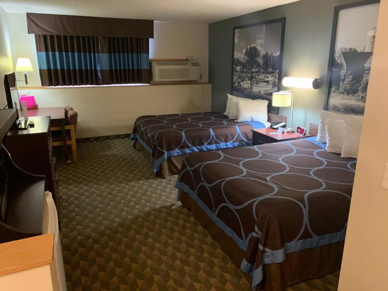 Bed in Darlington Inn