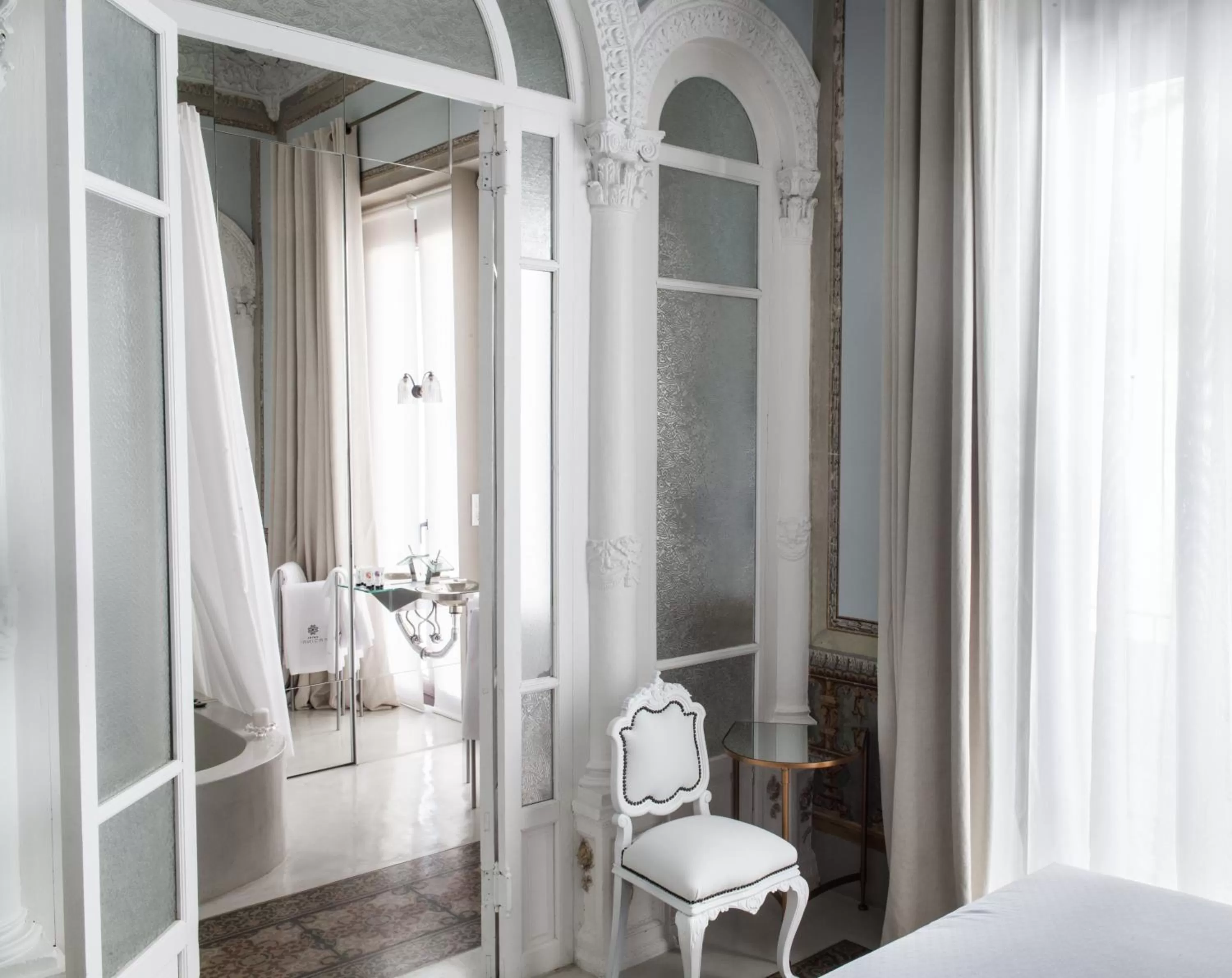 Photo of the whole room, Bed in Hotel Madinat