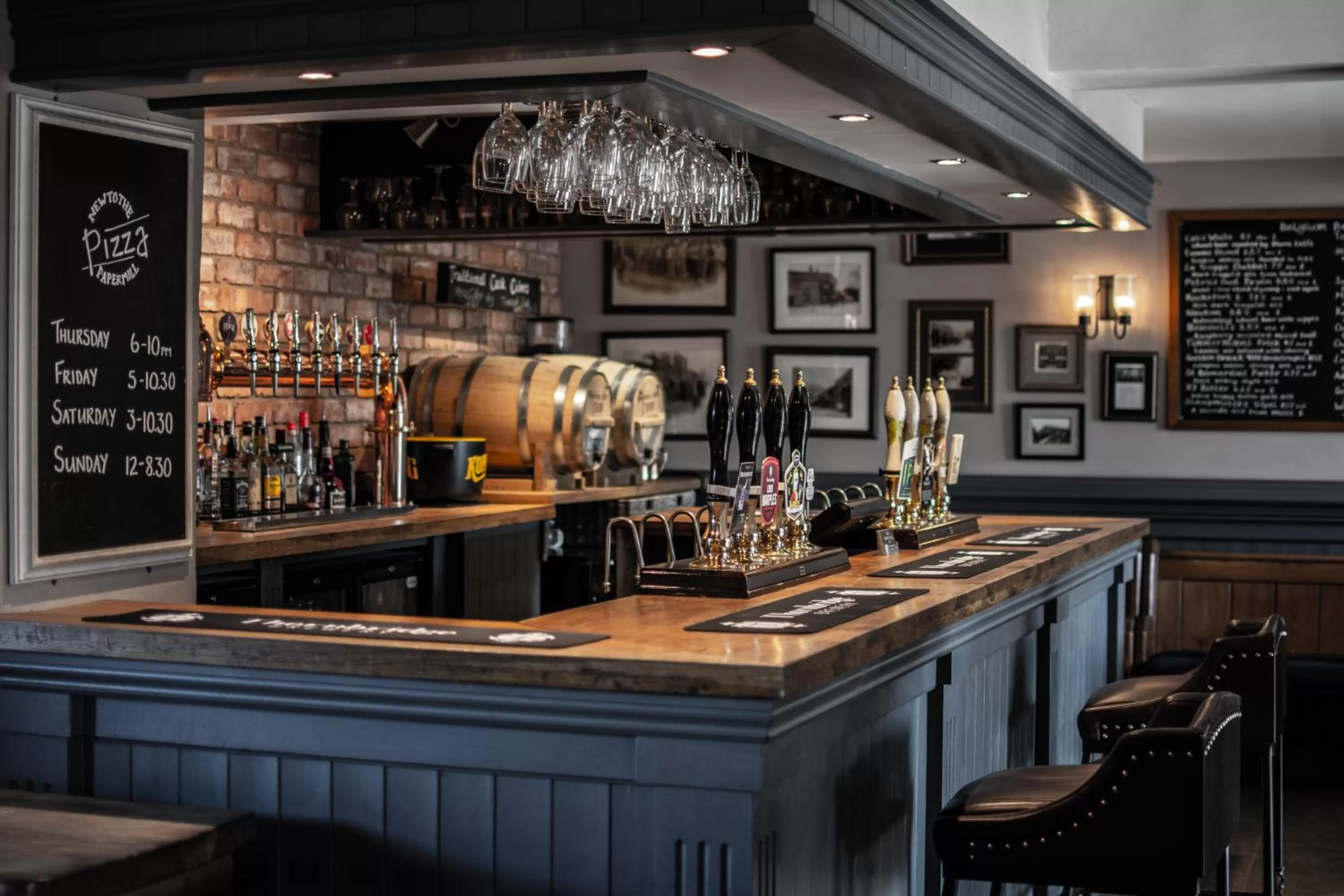 Restaurant/places to eat in The Old Hall Inn