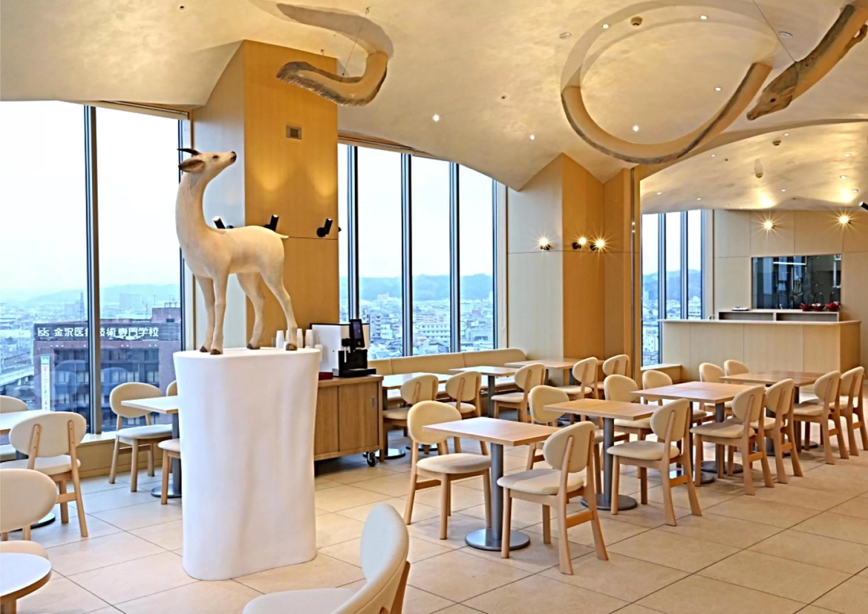 Lobby or reception in Hotel Wing International Premium Kanazawa Ekimae