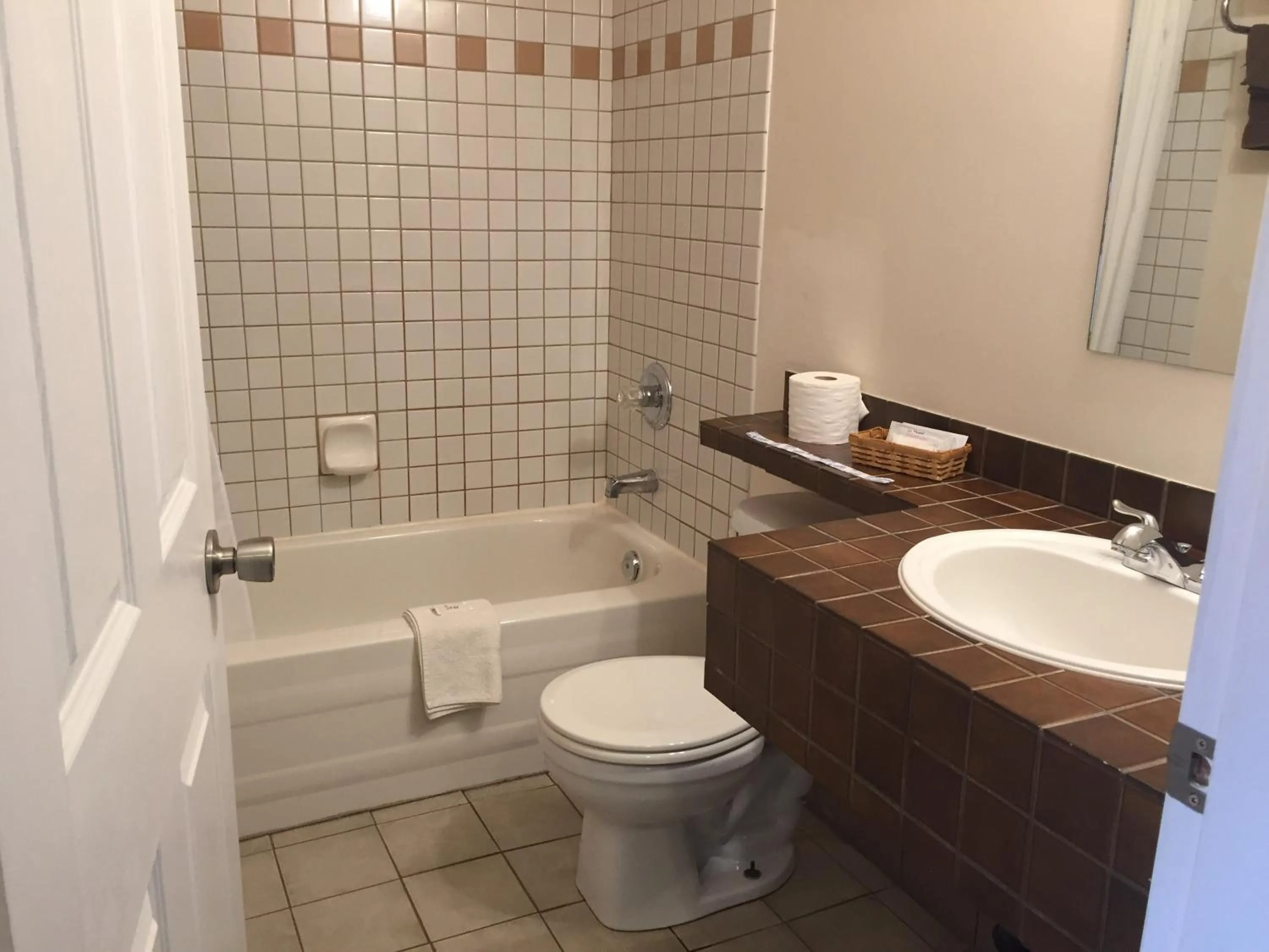 Toilet in Hotel Deoro