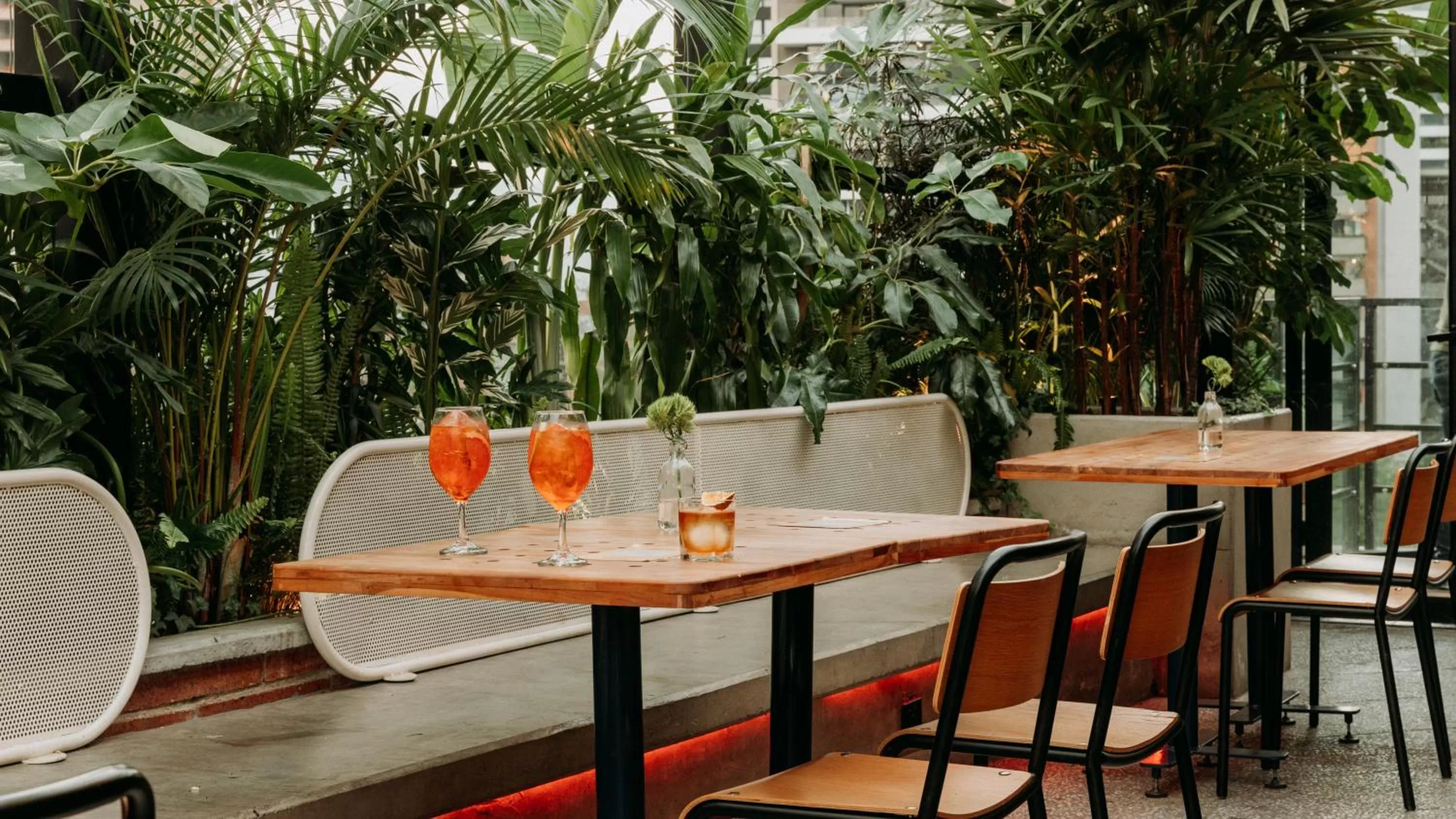 Nightclub / DJ in The Somos Beats Hotel & Rooftop