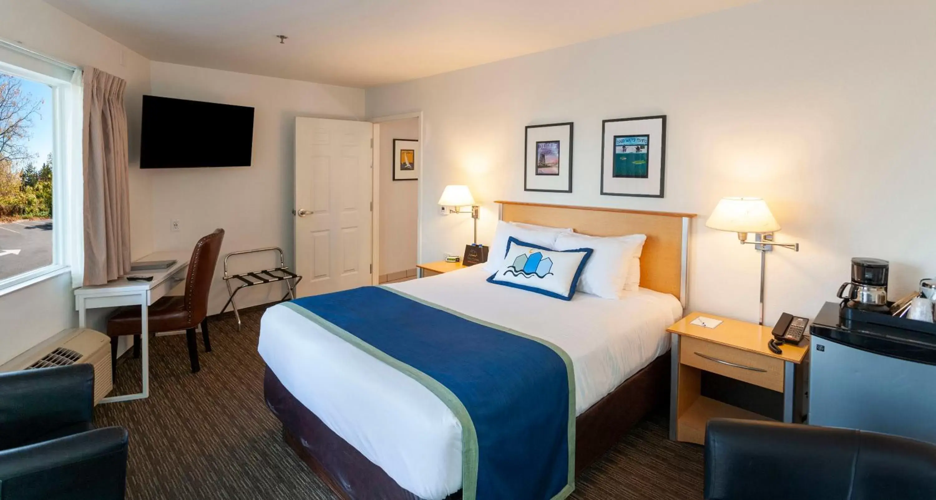 Queen Room - Disability Access in South Pier Inn Queen Room - Disability Access in South Pier Inn