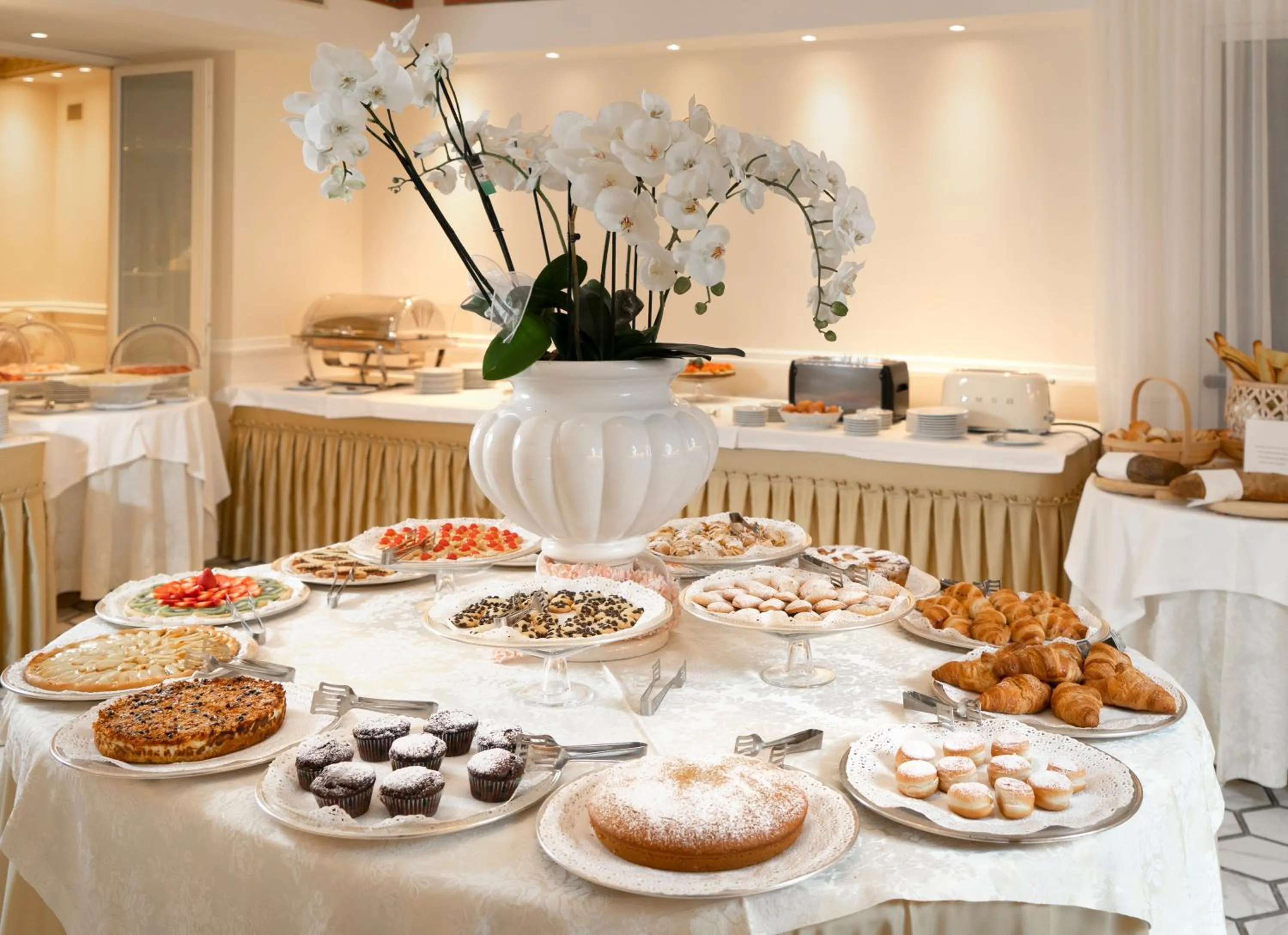 Food and drinks in Hotel Milton Rimini