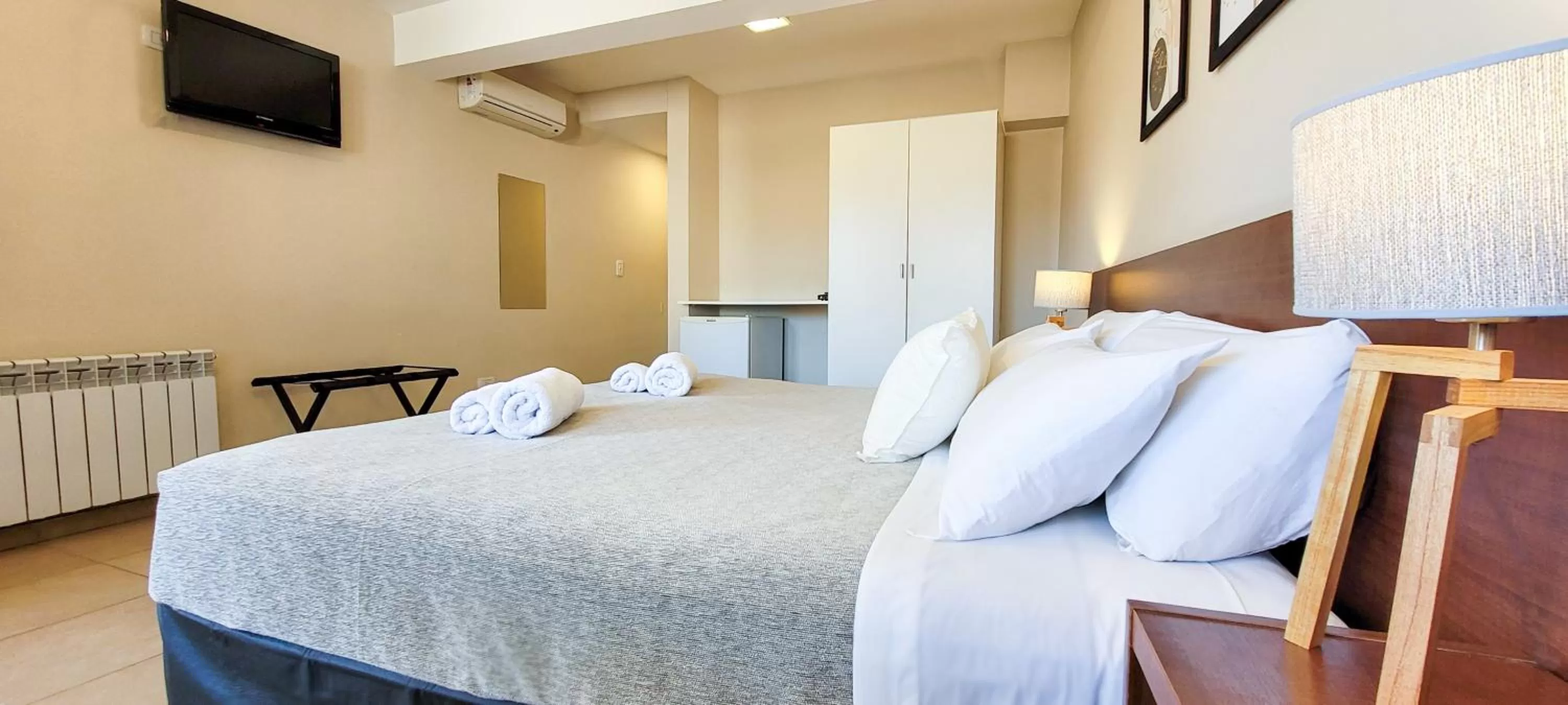 Bed in Soltigua Apart Hotel Mendoza