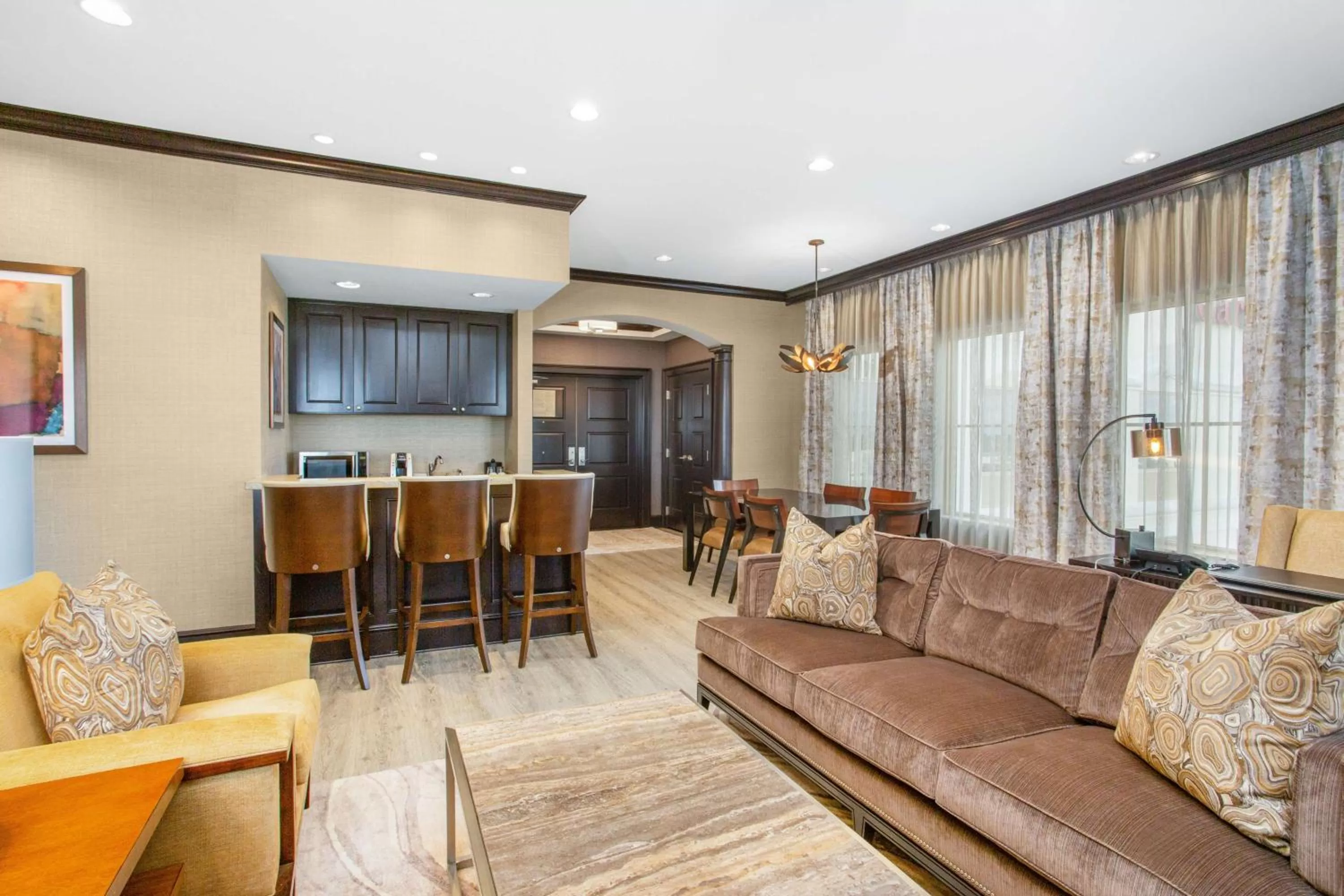 Living room in Hilton Garden Inn Palm Beach Gardens