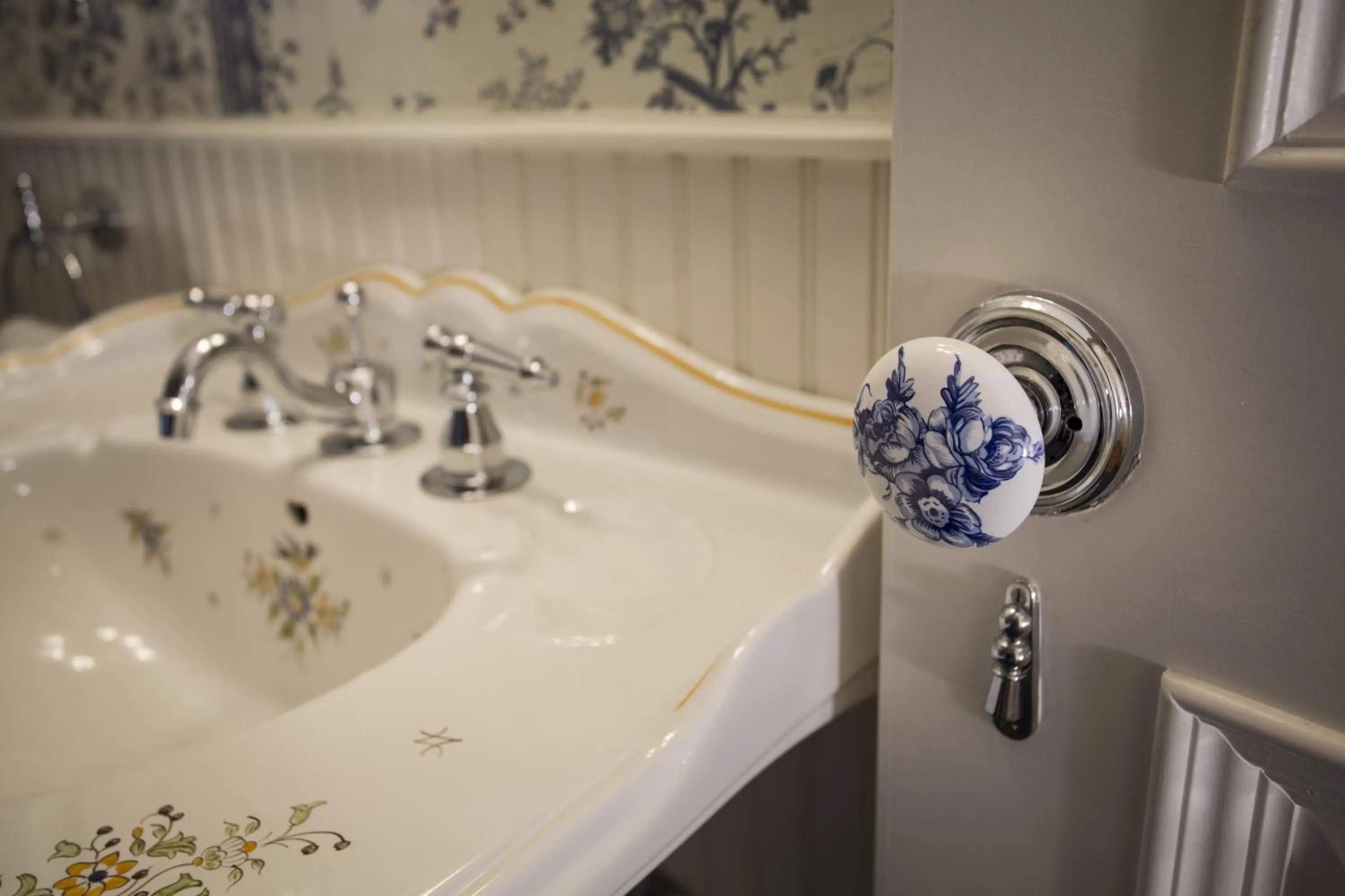 Bathroom in The Chanler at Cliff Walk