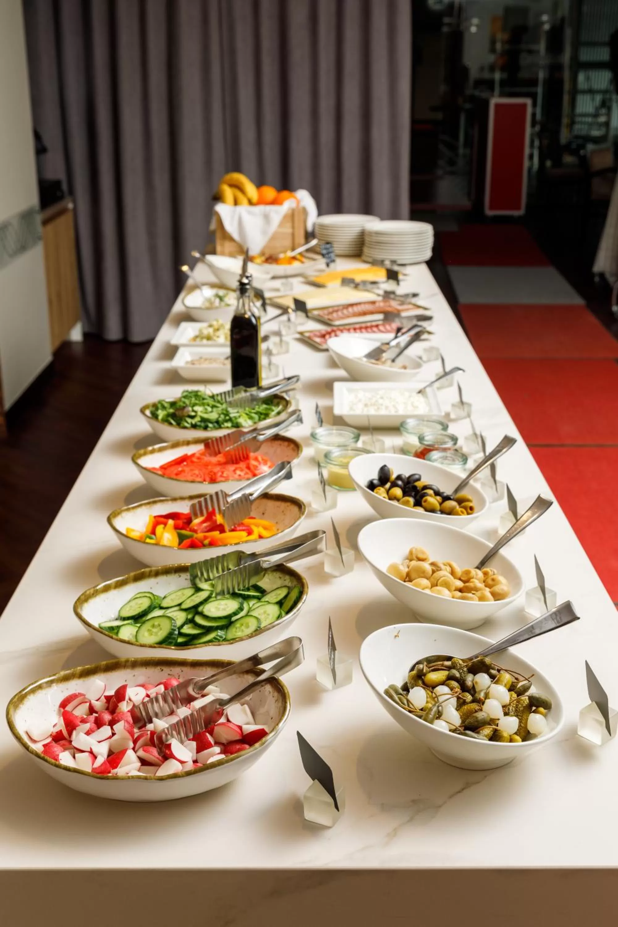 Breakfast in Avalon Hotel & Conferences